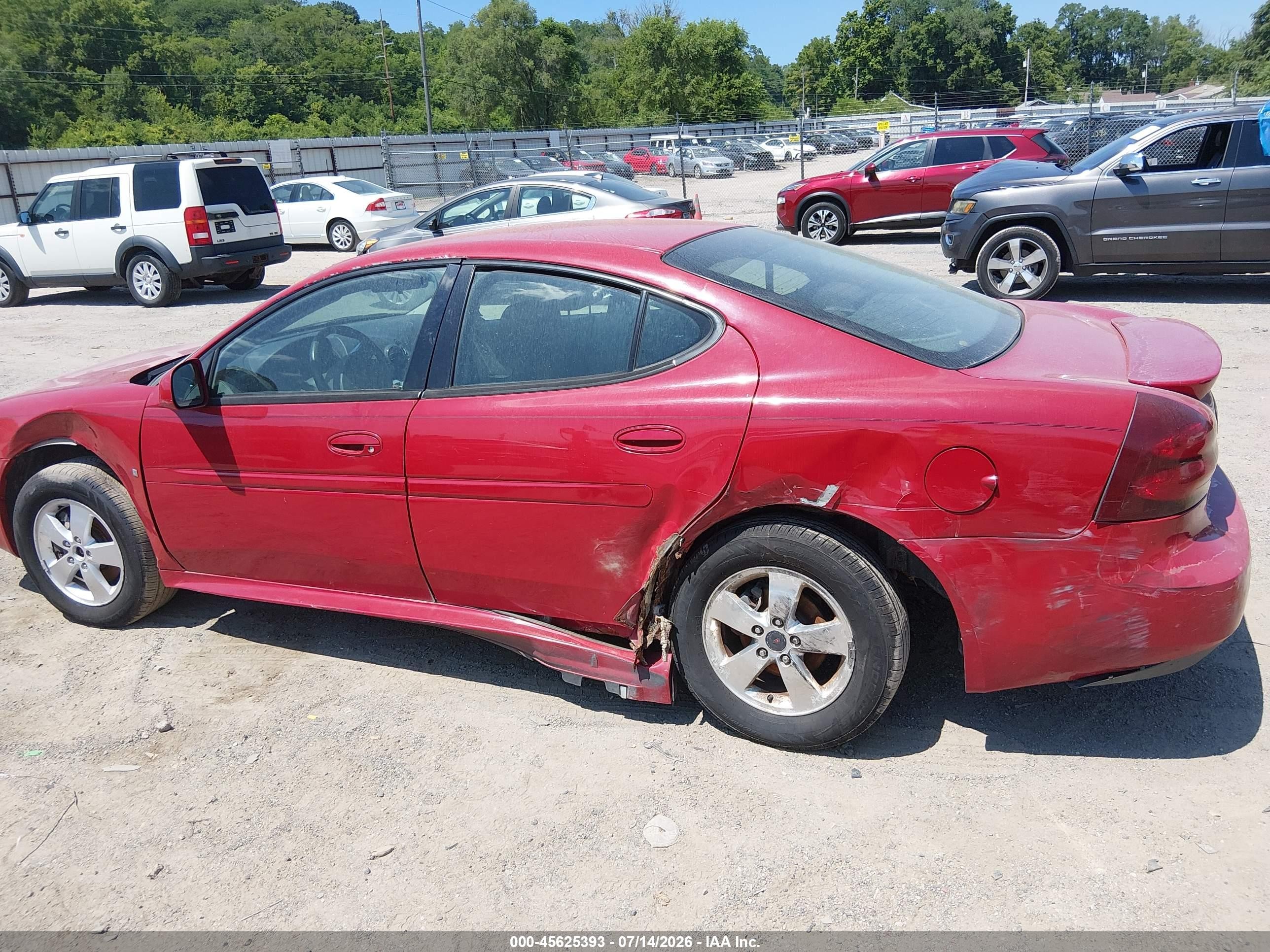 2007 Pontiac Grand Prix   Red vin: 2G2WP552171206203