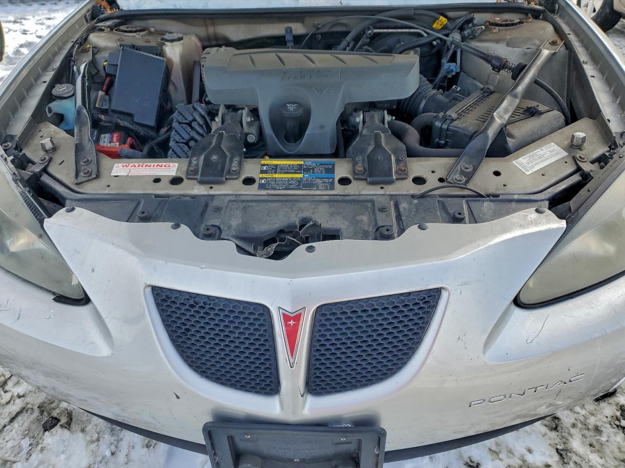 2008 Pontiac Grand Prix Silver vin: 2G2WP552181131942