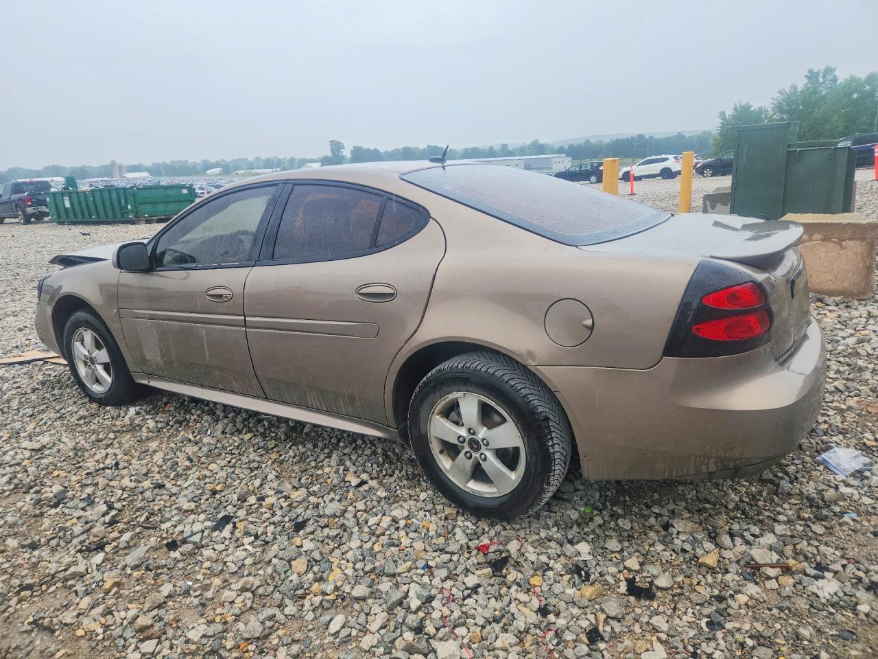 2007 Pontiac Grand Prix Tan vin: 2G2WP552271180940