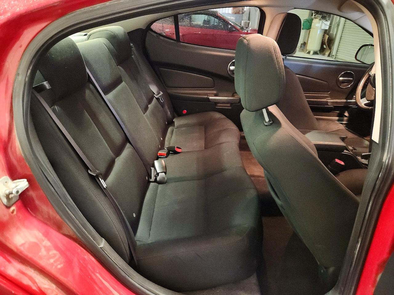 2008 Pontiac Grand Prix Red vin: 2G2WP552281101381