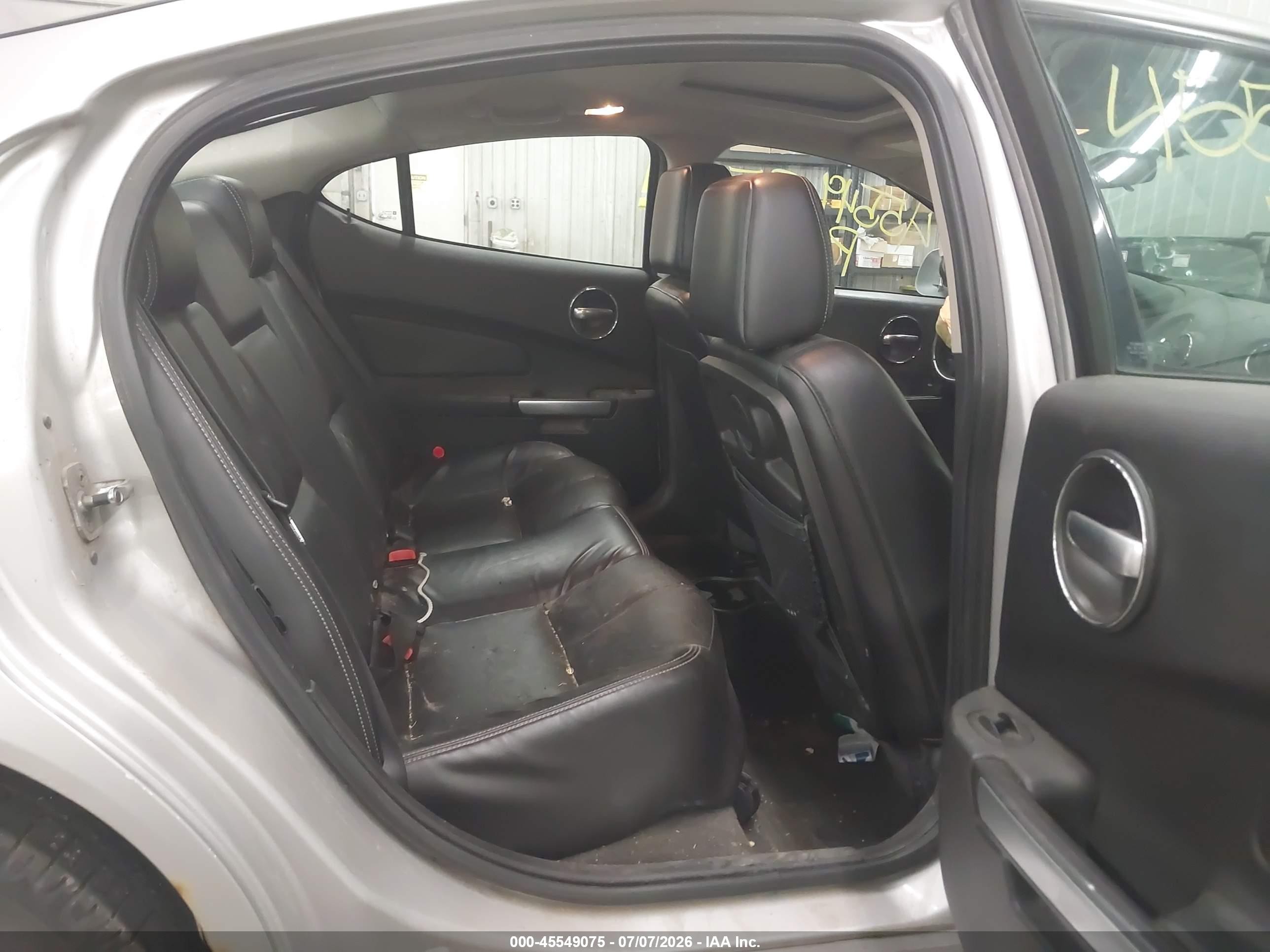 2008 Pontiac Grand Prix   Silver vin: 2G2WP552281104376