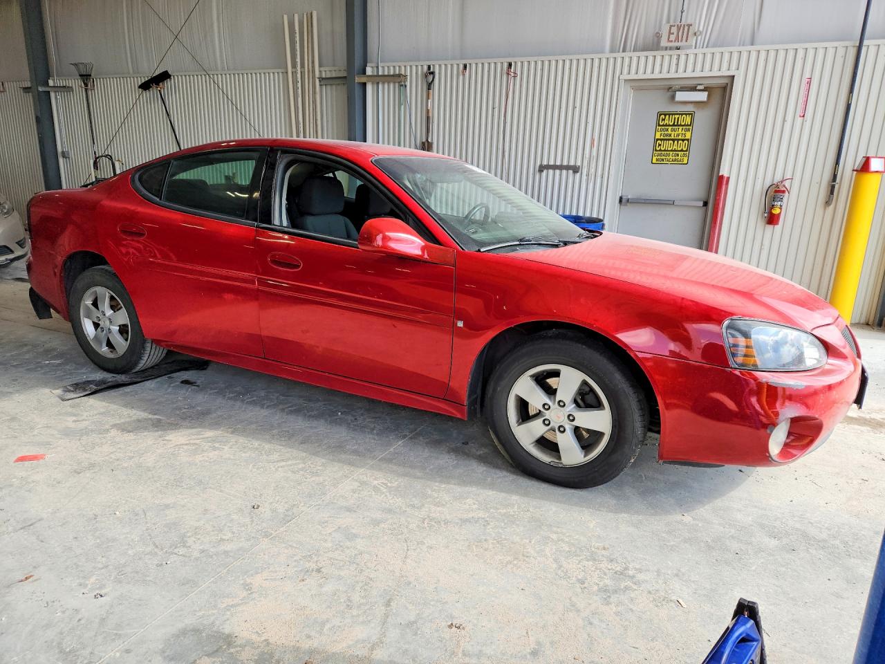 2008 Pontiac Grand Prix Red vin: 2G2WP552281126880