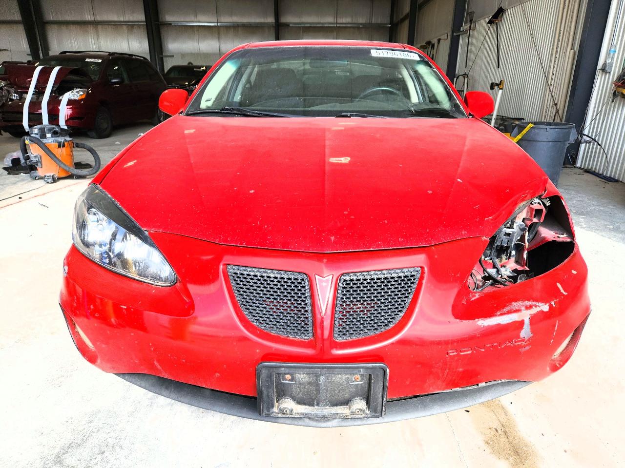 2008 Pontiac Grand Prix Red vin: 2G2WP552281126880