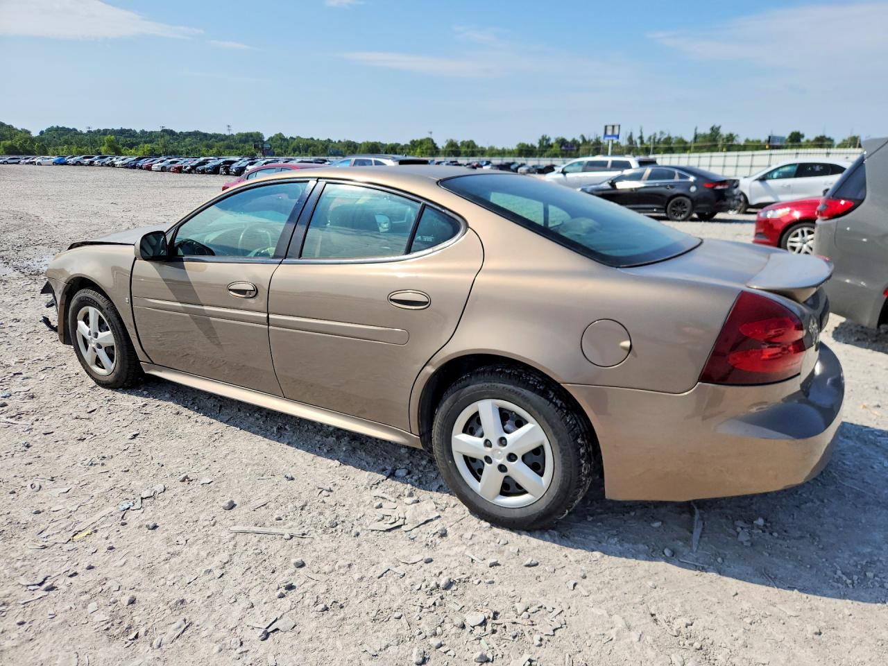 2007 Pontiac Grand Prix Brown vin: 2G2WP552371114168