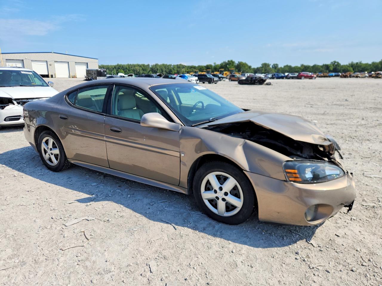 2007 Pontiac Grand Prix Brown vin: 2G2WP552371114168