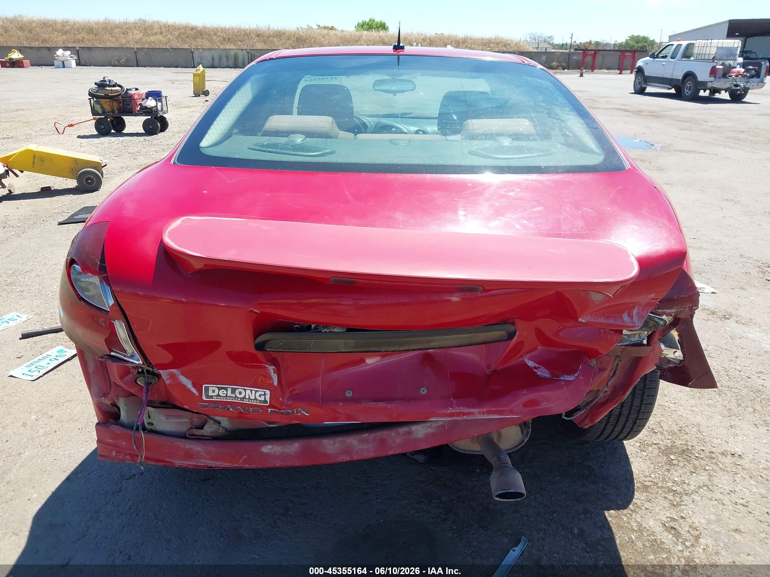 2007 Pontiac Grand Prix   Красный vin: 2G2WP552371185063