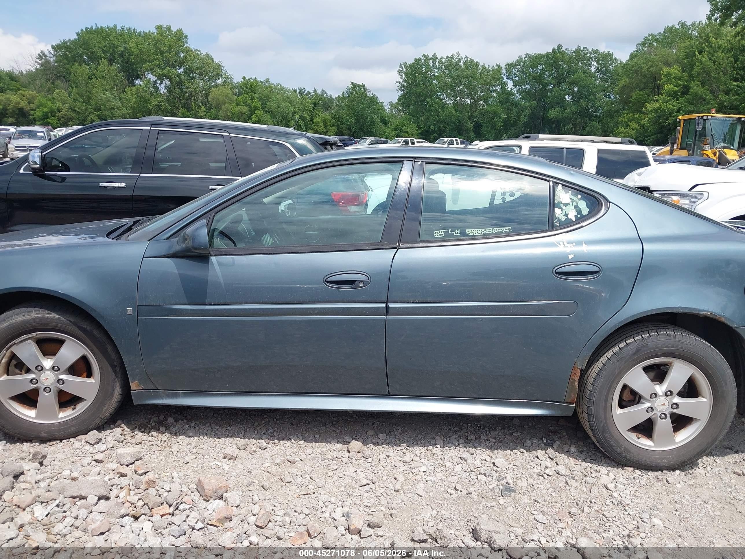 2007 Pontiac Grand Prix   Blue vin: 2G2WP552371192160