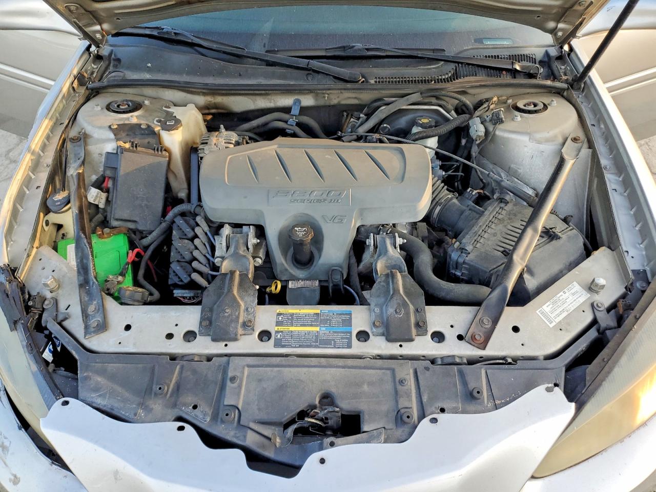 2008 Pontiac Grand Prix Silver vin: 2G2WP552381124443