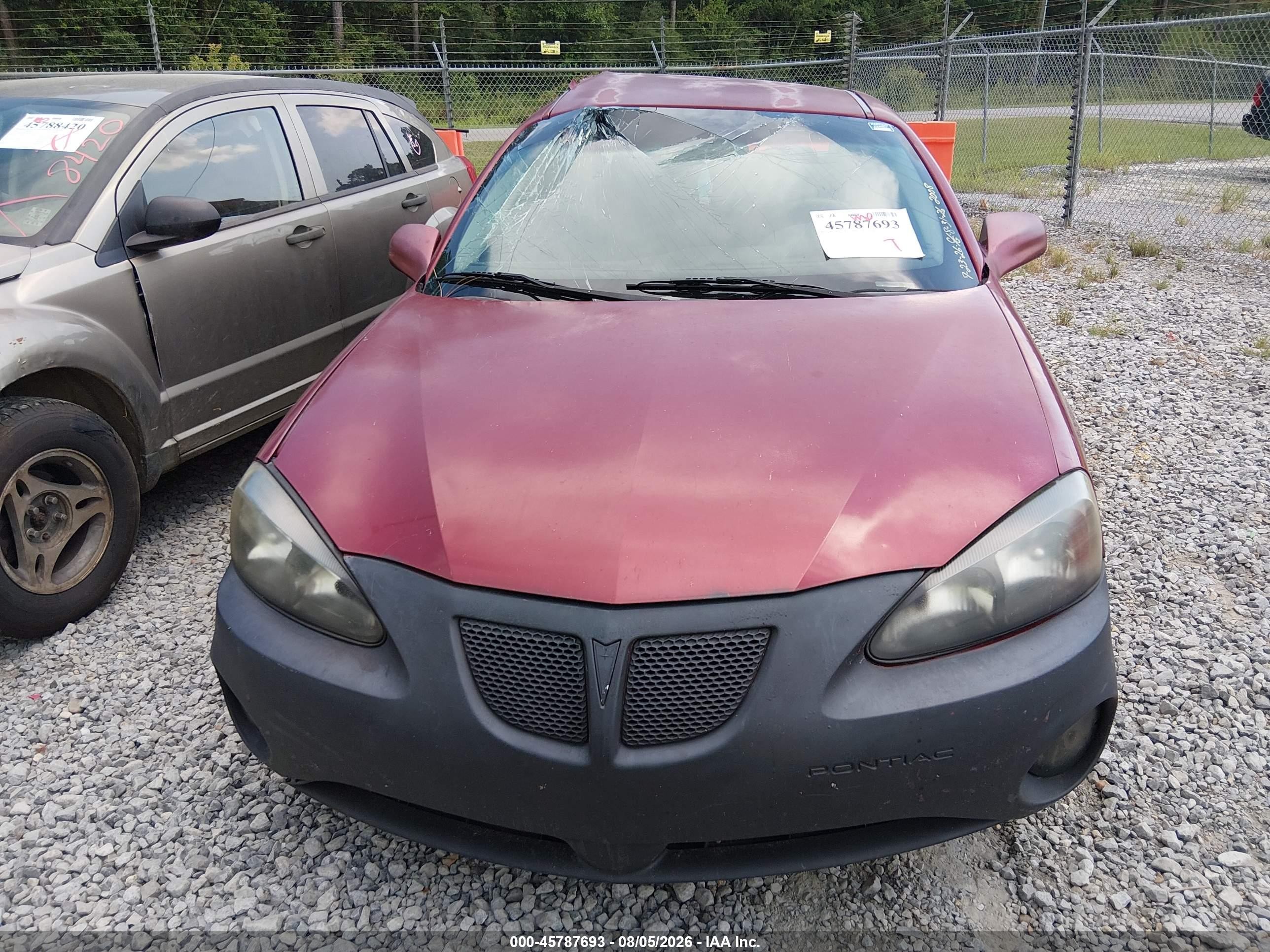 2008 Pontiac Grand Prix   Maroon vin: 2G2WP552381130761