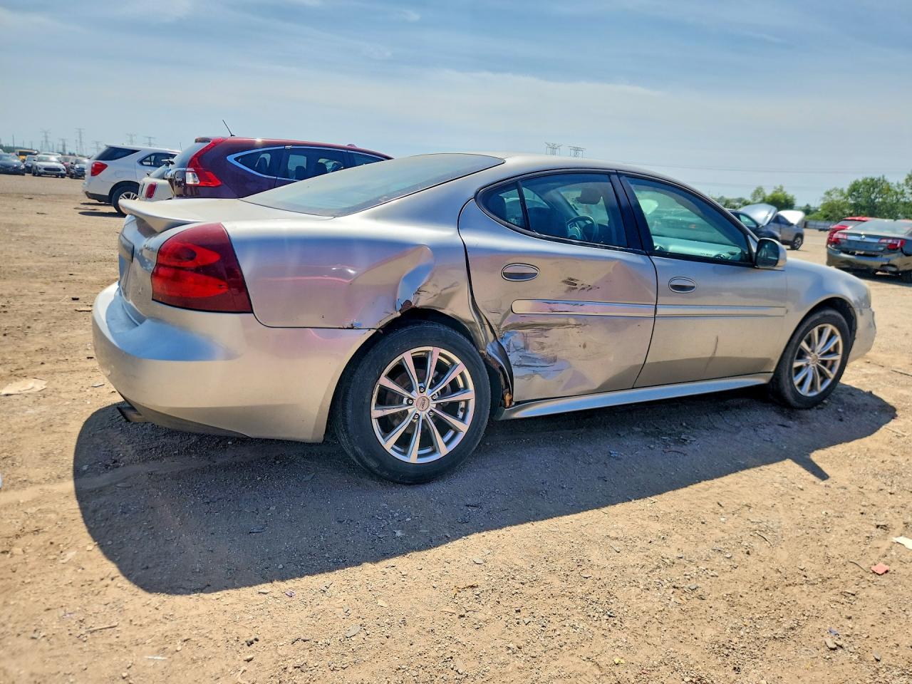 2008 Pontiac Grand Prix Серебряный vin: 2G2WP552381160746
