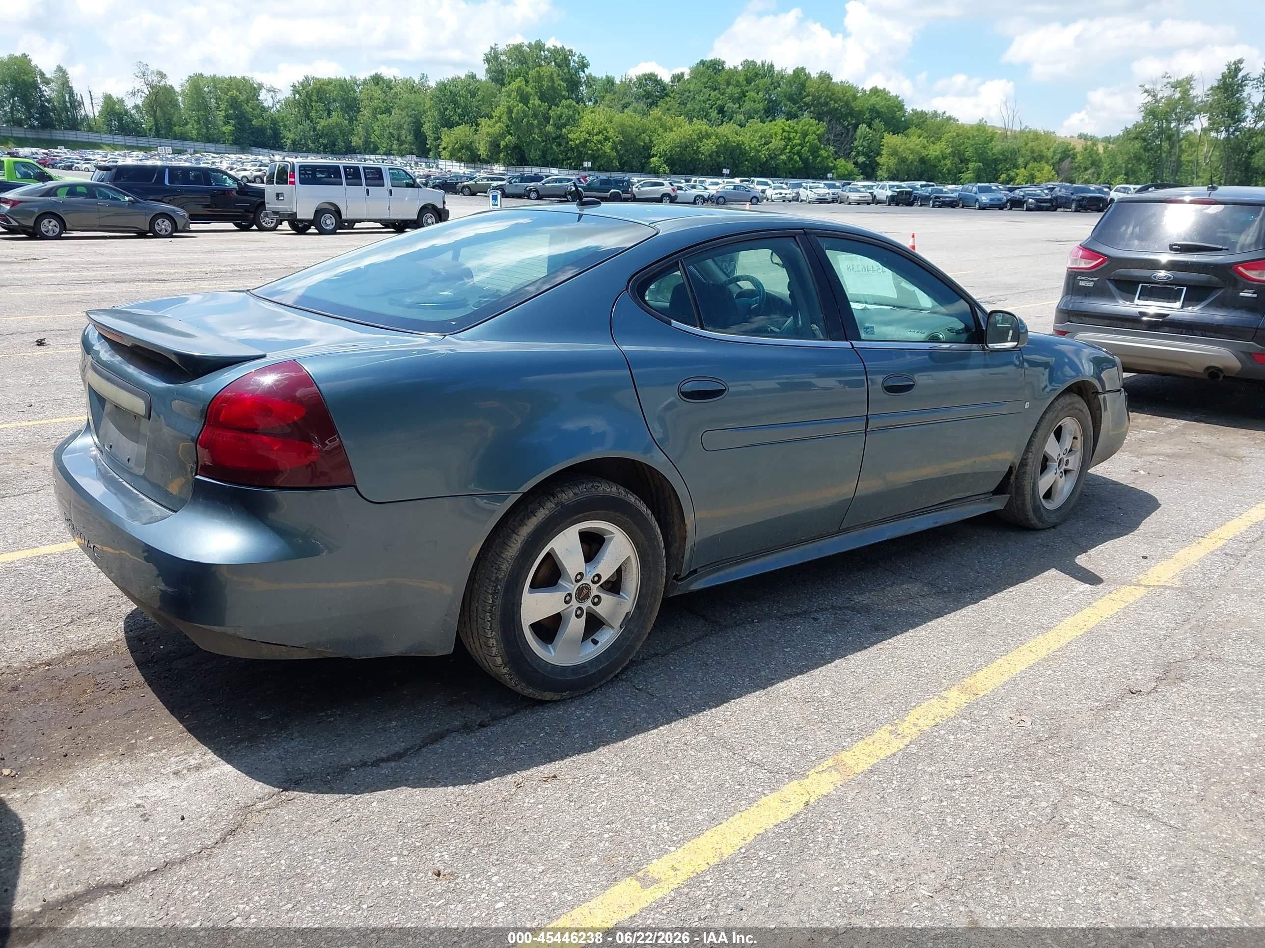 2006 Pontiac Grand Prix Blue vin: 2G2WP552461112489
