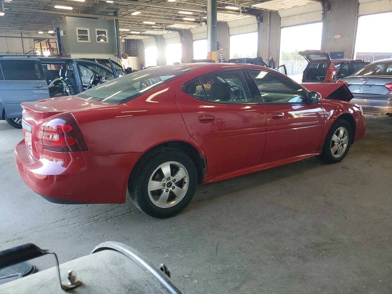 2006 Pontiac Grand Prix Red vin: 2G2WP552461257855