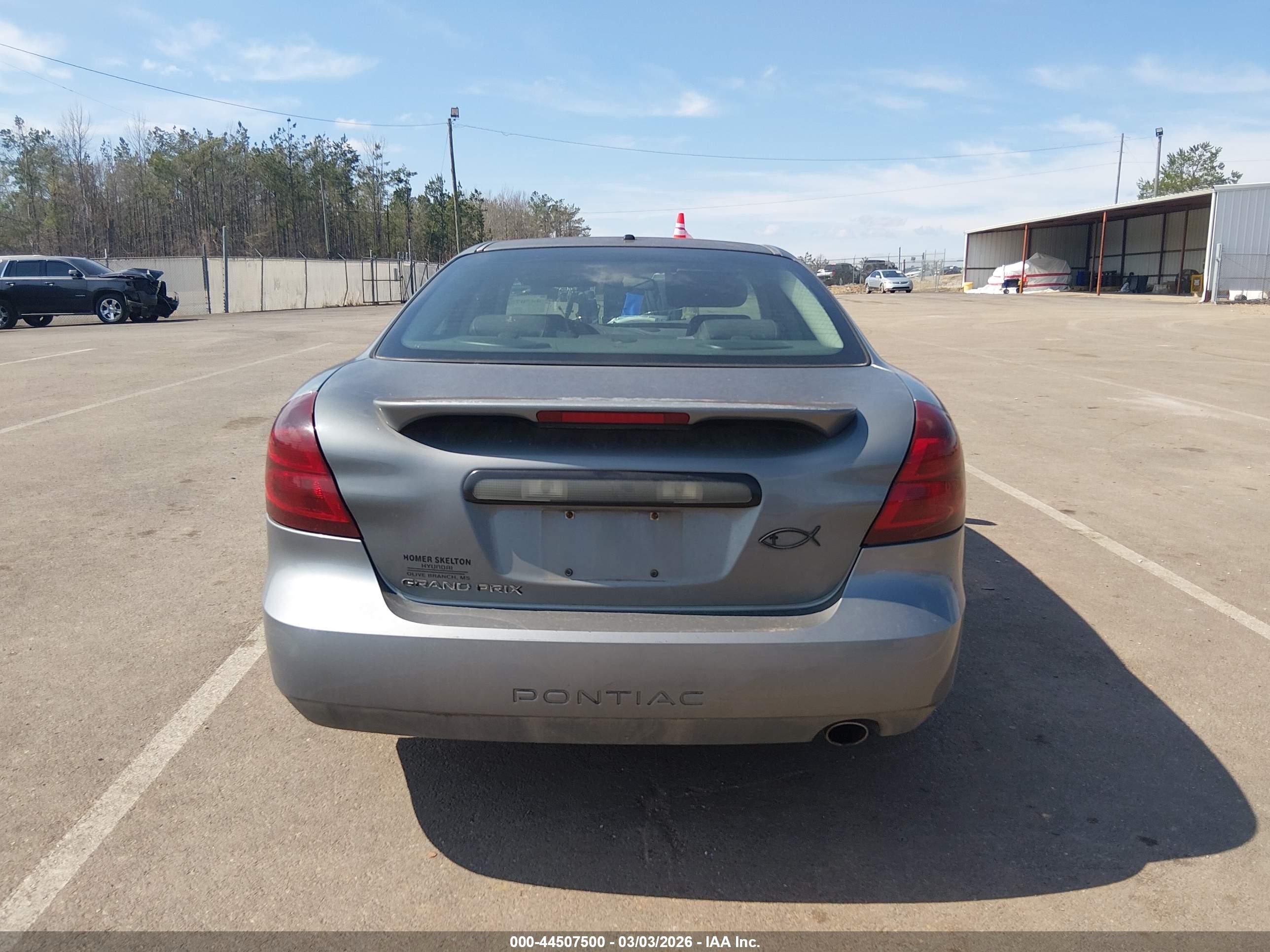 2007 Pontiac Grand Prix   Gray vin: 2G2WP552471221844