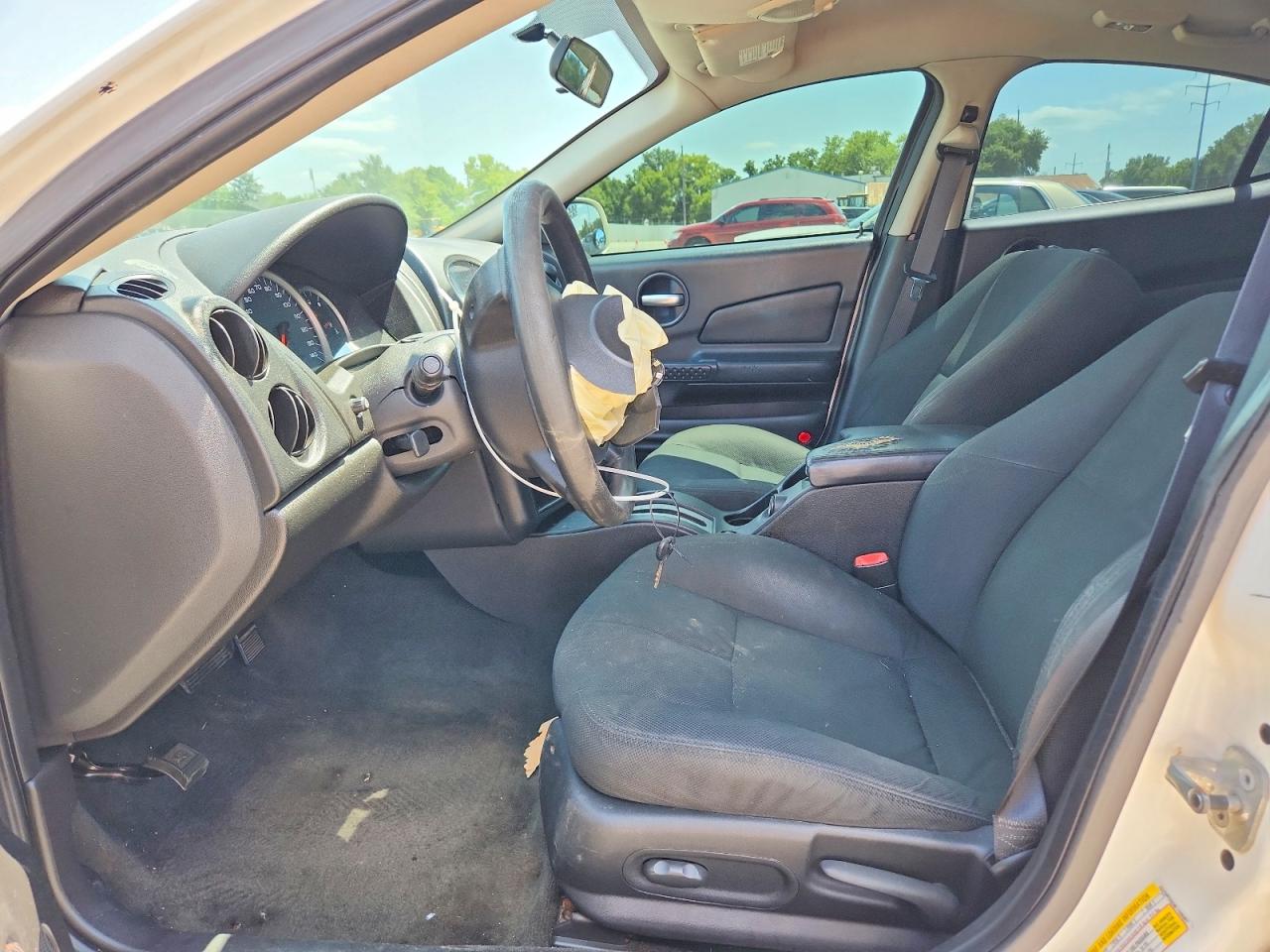 2008 Pontiac Grand Prix White vin: 2G2WP552481109997