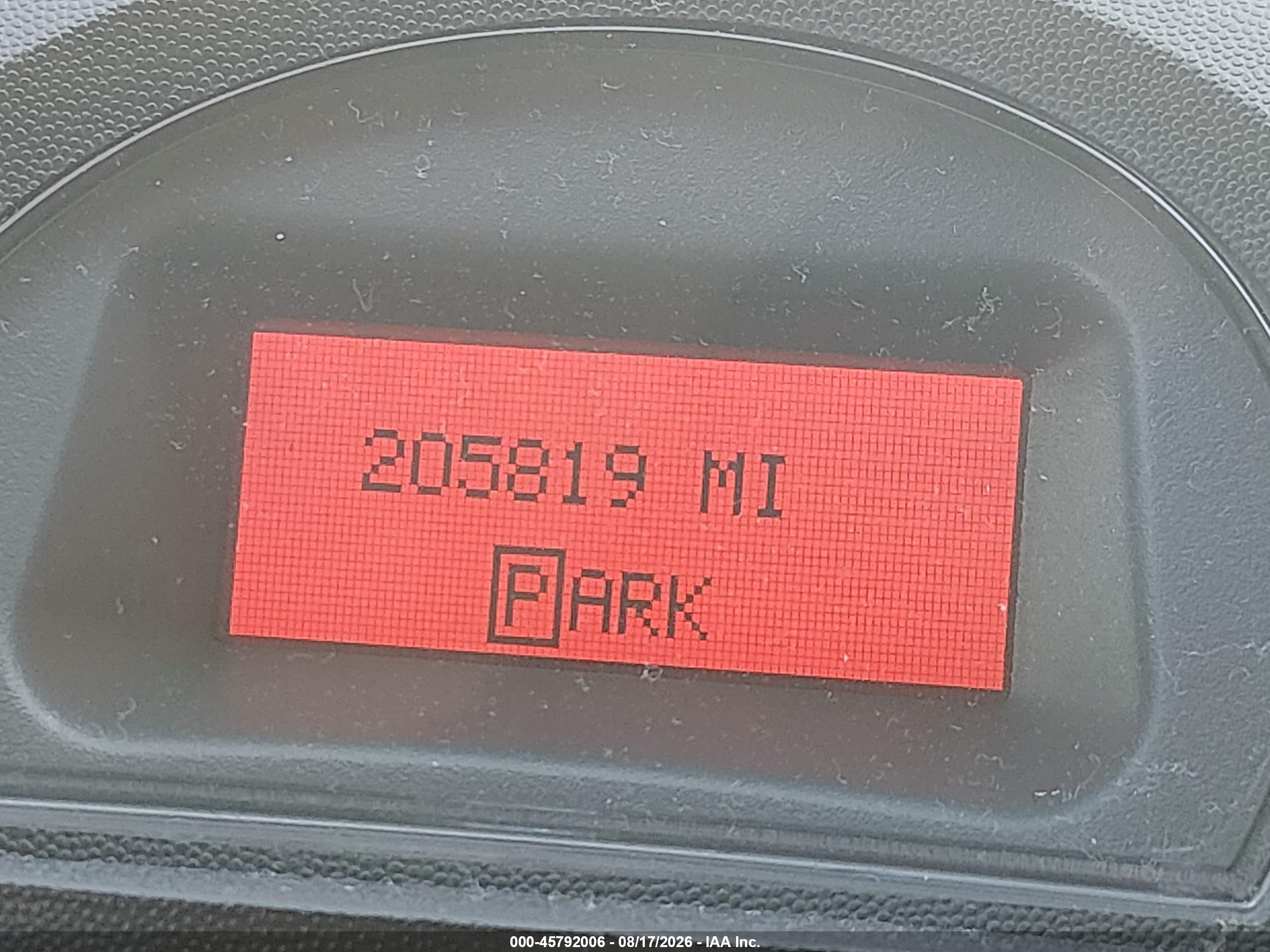 2008 Pontiac Grand Prix   White vin: 2G2WP552481110485
