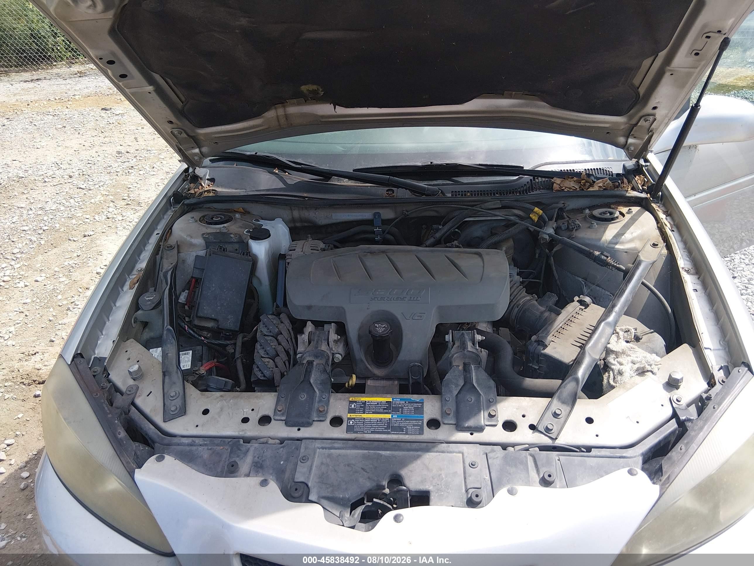 2008 Pontiac Grand Prix   Silver vin: 2G2WP552481175563