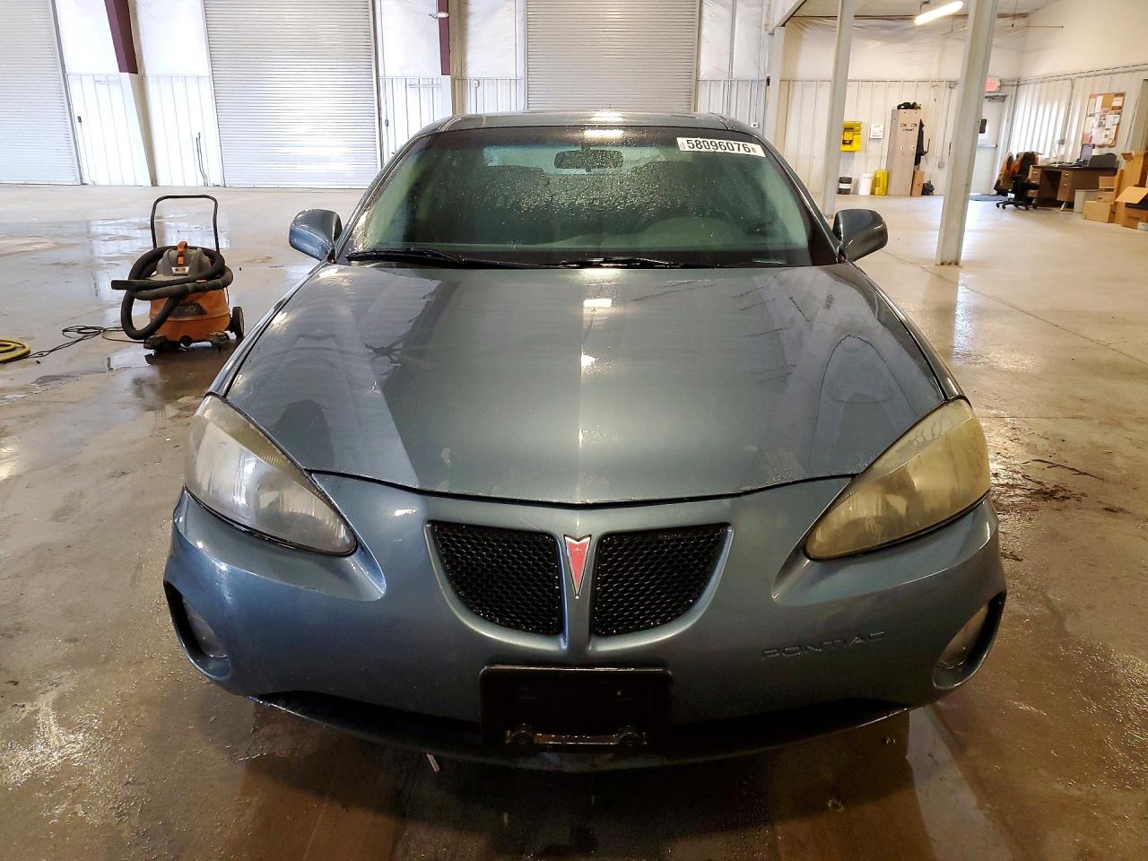 2006 Pontiac Grand Prix Gray vin: 2G2WP552561111609
