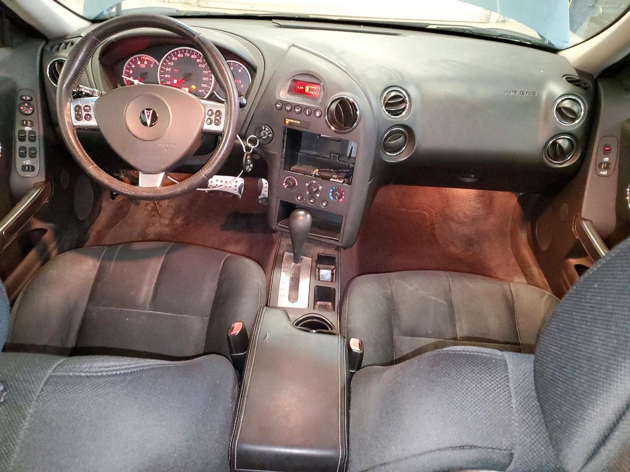 2006 Pontiac Grand Prix Gray vin: 2G2WP552561111609