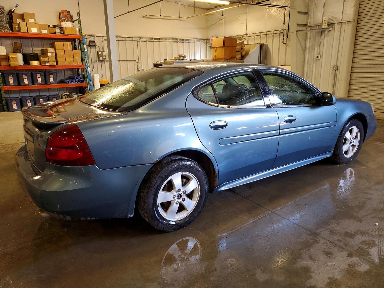 2006 Pontiac Grand Prix Gray vin: 2G2WP552561111609