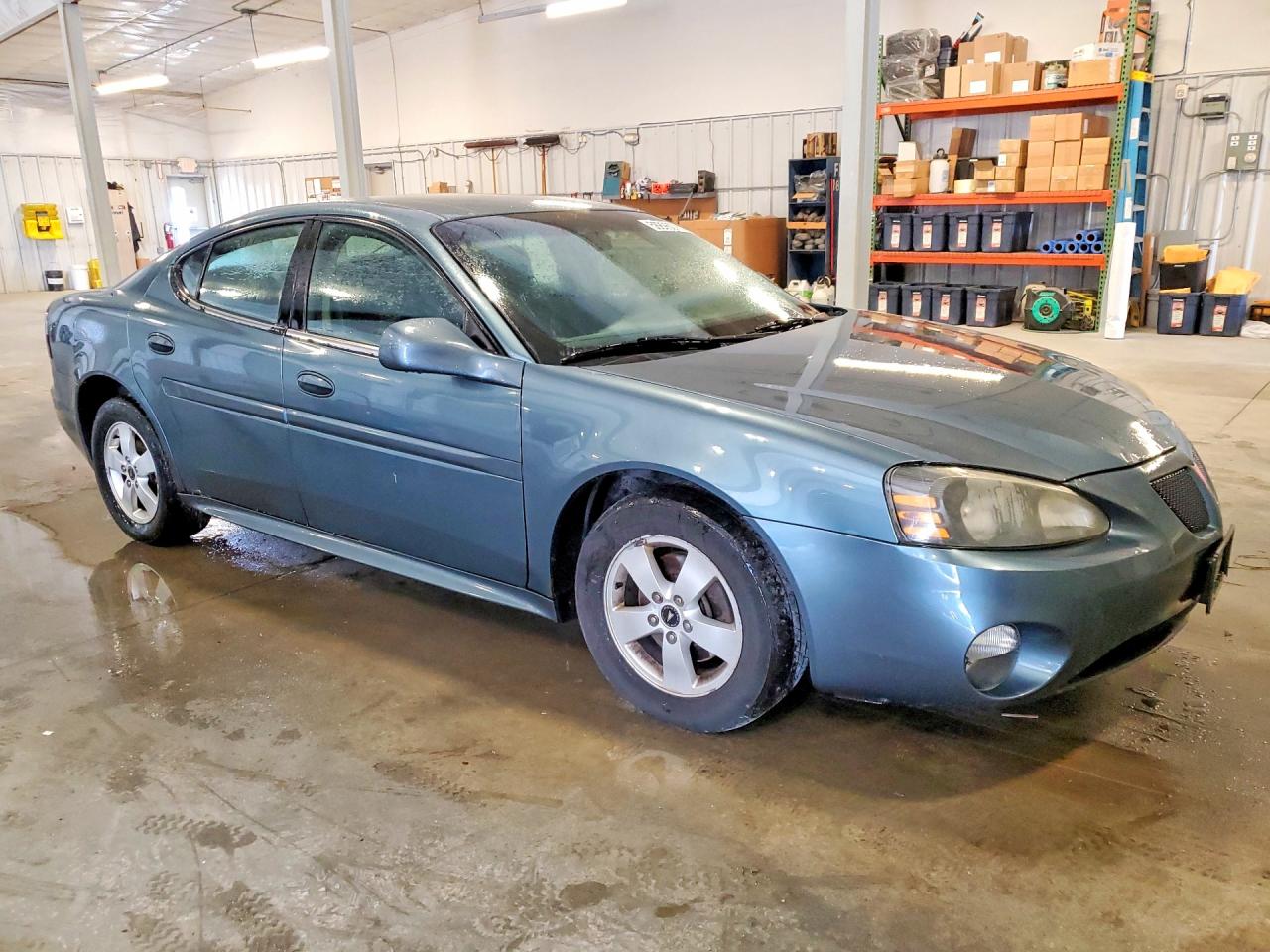 2006 Pontiac Grand Prix Gray vin: 2G2WP552561111609