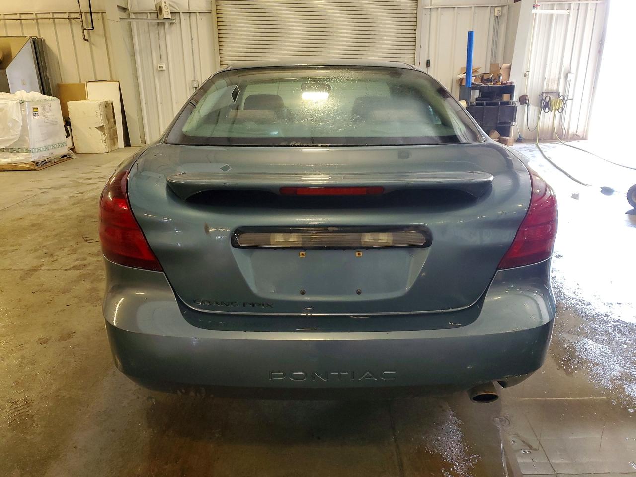 2006 Pontiac Grand Prix Gray vin: 2G2WP552561111609