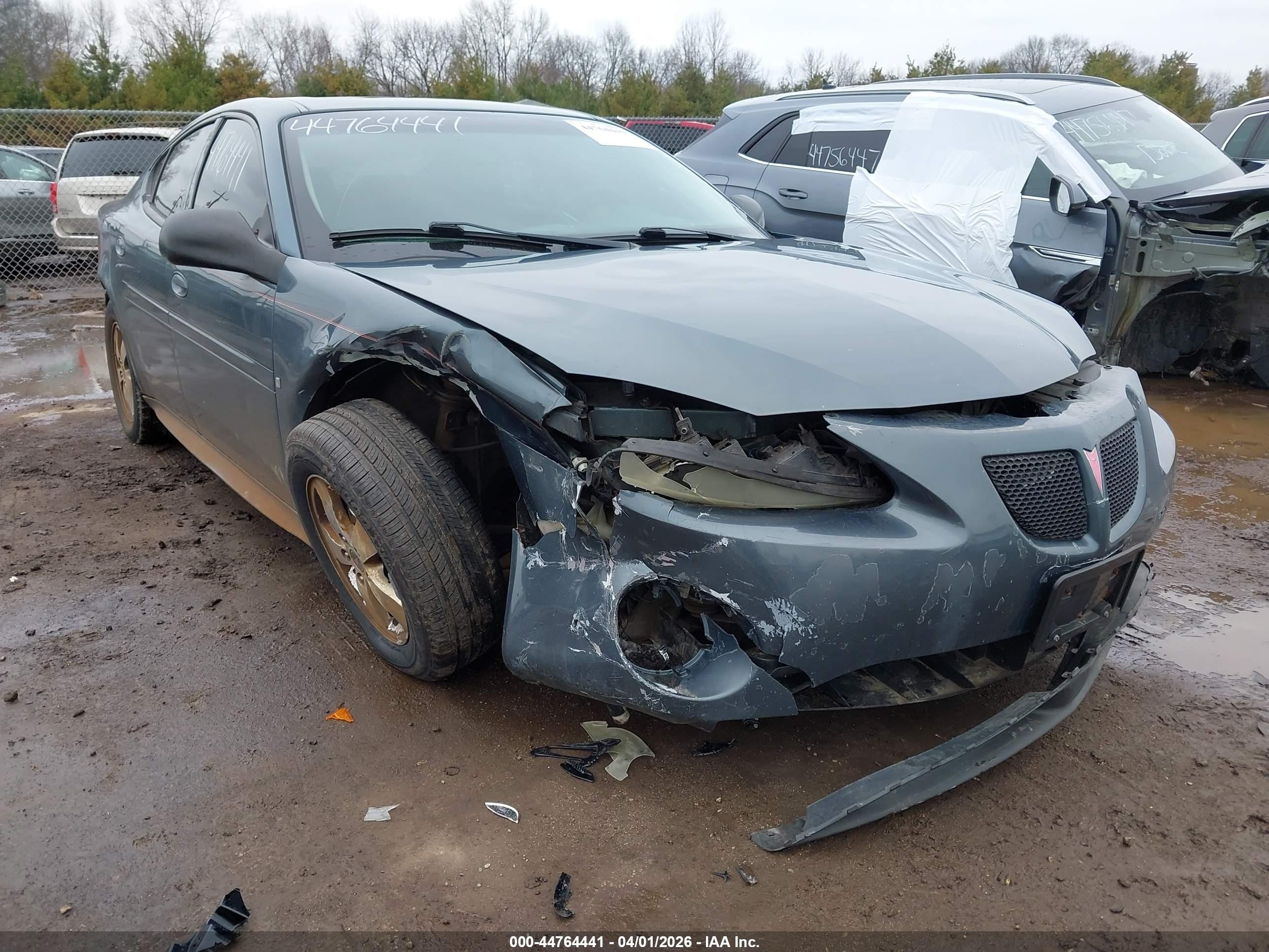 2006 Pontiac Grand Prix   Blue vin: 2G2WP552561190683
