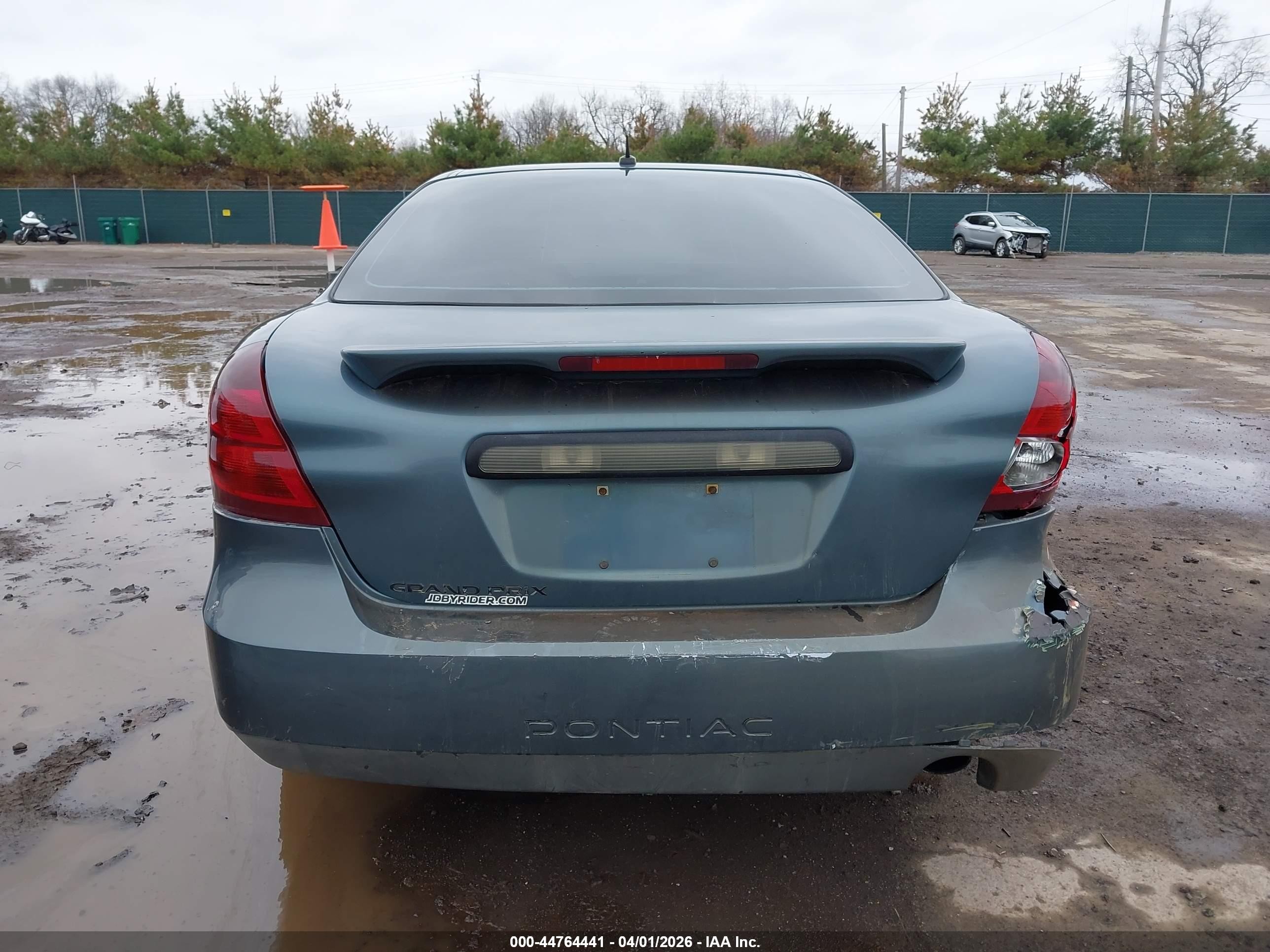 2006 Pontiac Grand Prix   Blue vin: 2G2WP552561190683