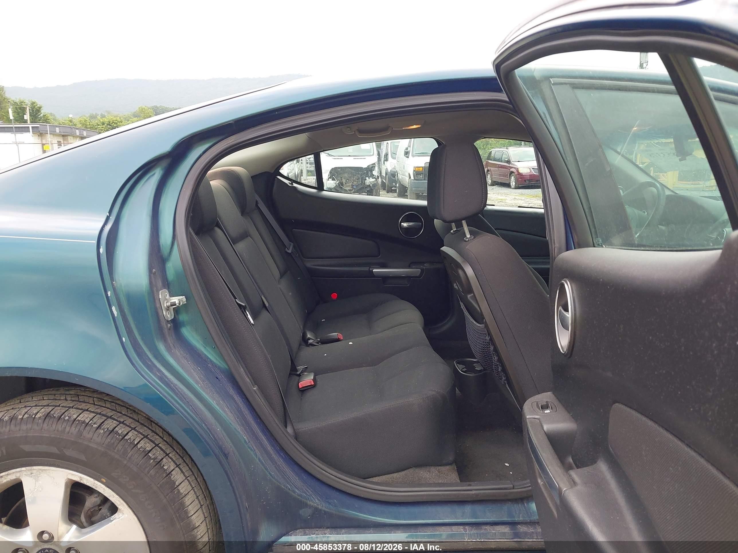 2006 Pontiac Grand Prix   Dark Blue vin: 2G2WP552561219034