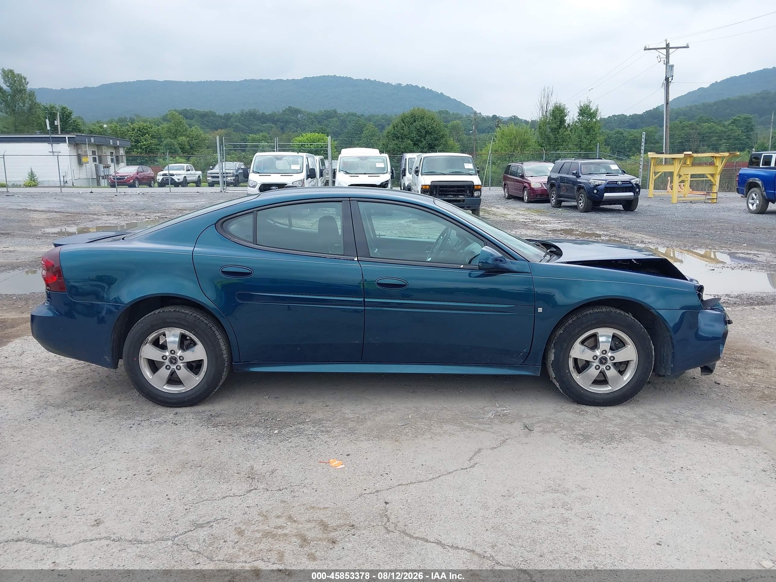 2006 Pontiac Grand Prix   Dark Blue vin: 2G2WP552561219034