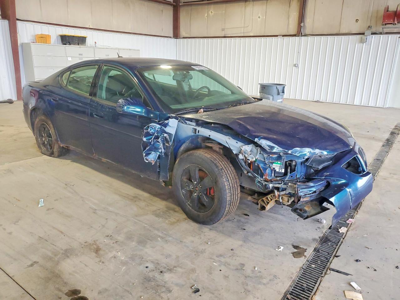 2006 Pontiac Grand Prix Se Blue vin: 2G2WP552561253684
