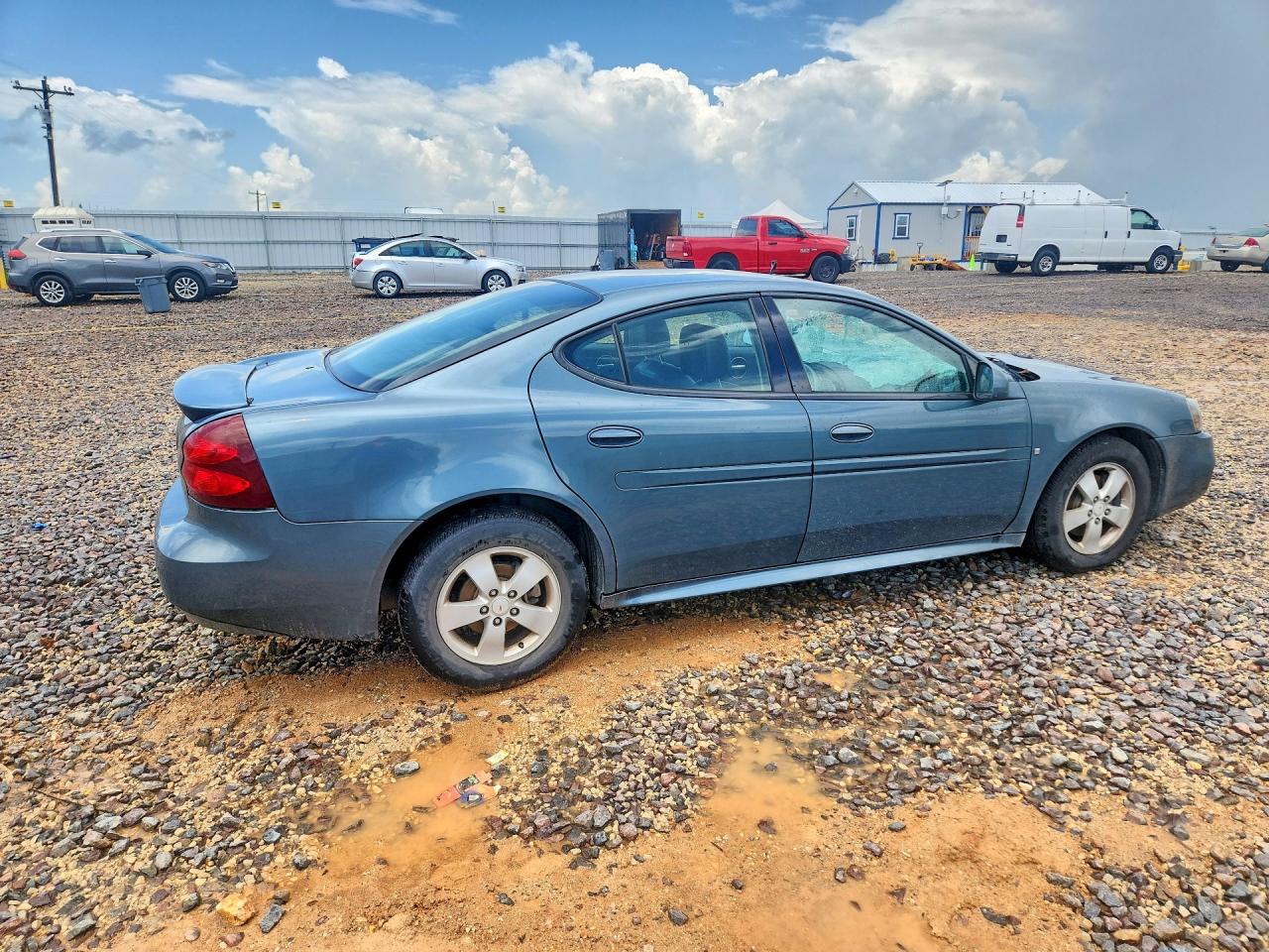 2006 Pontiac Grand Prix Blue vin: 2G2WP552561301992
