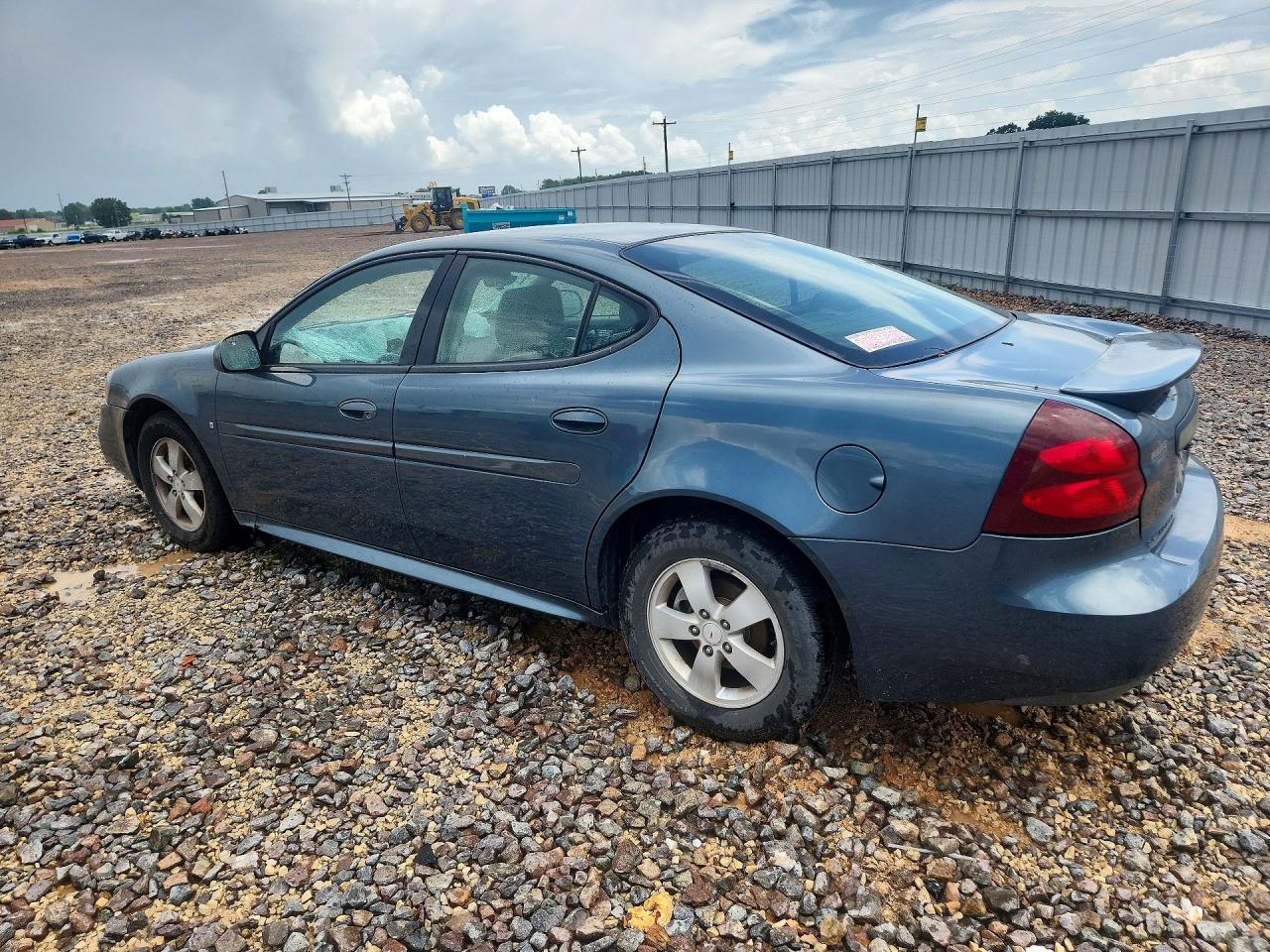 2006 Pontiac Grand Prix Blue vin: 2G2WP552561301992