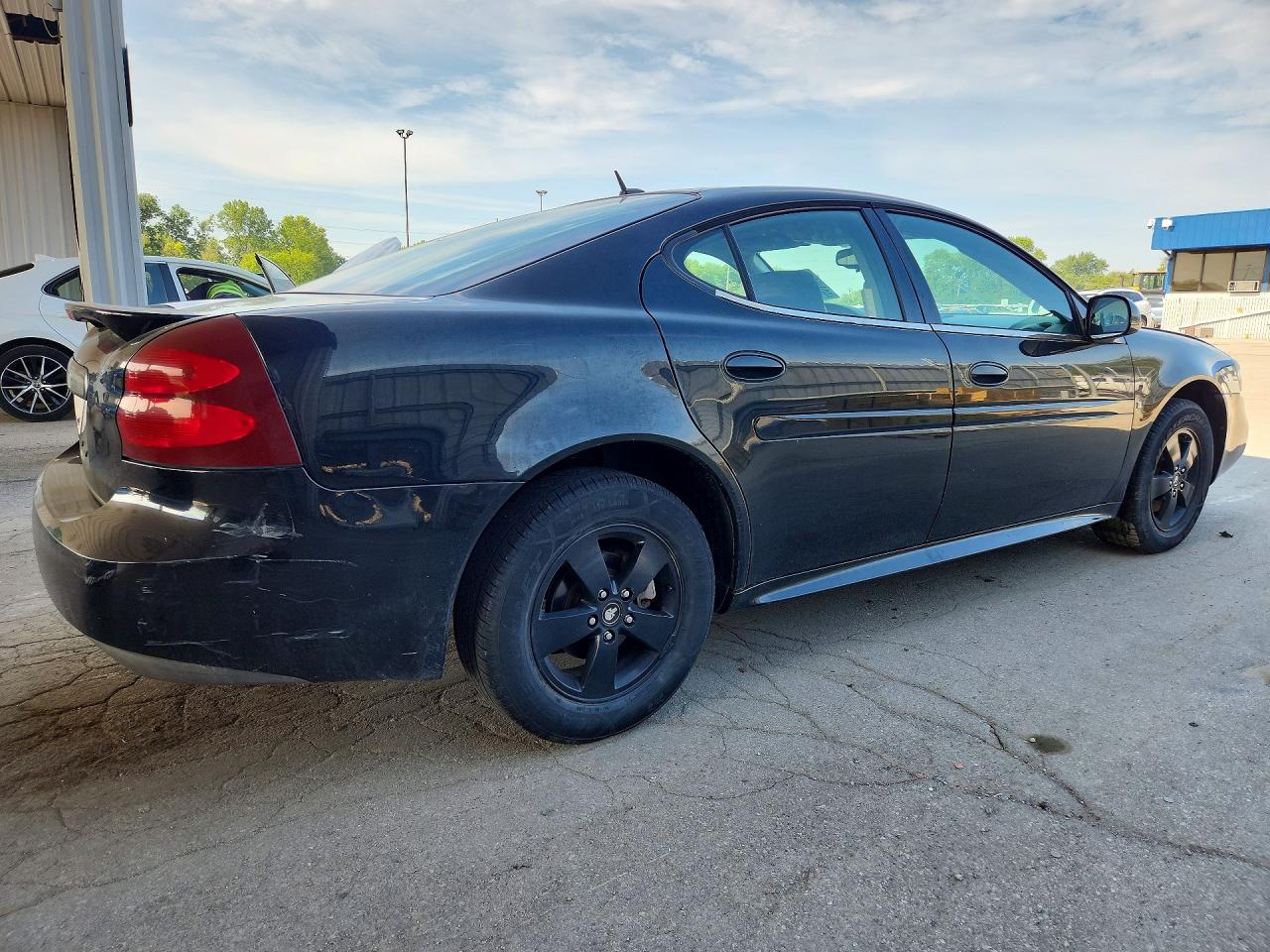 2007 Pontiac Grand Prix Se Black vin: 2G2WP552571136401