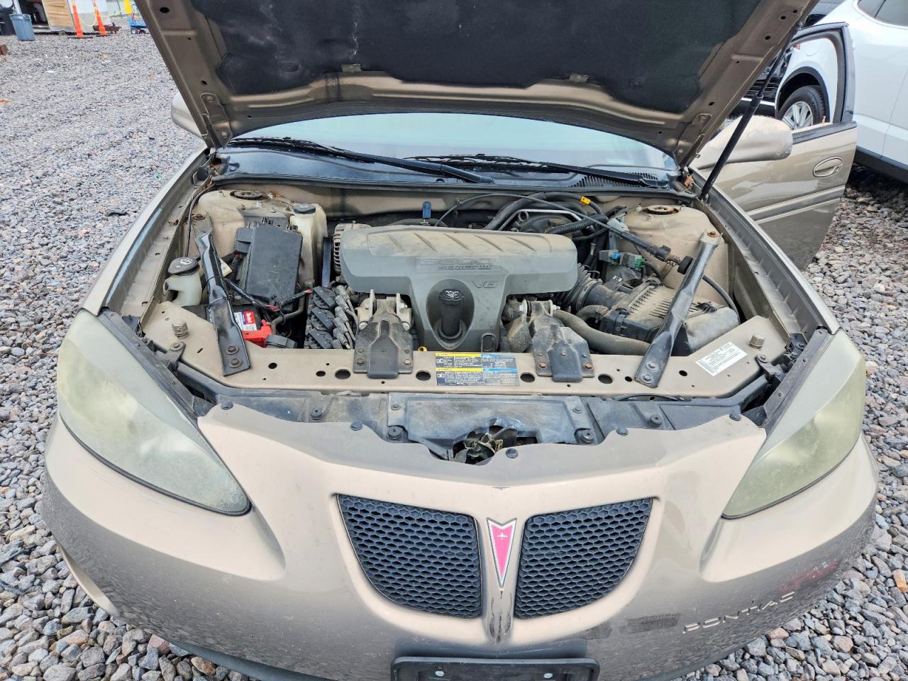2007 Pontiac Grand Prix Brown vin: 2G2WP552571185985