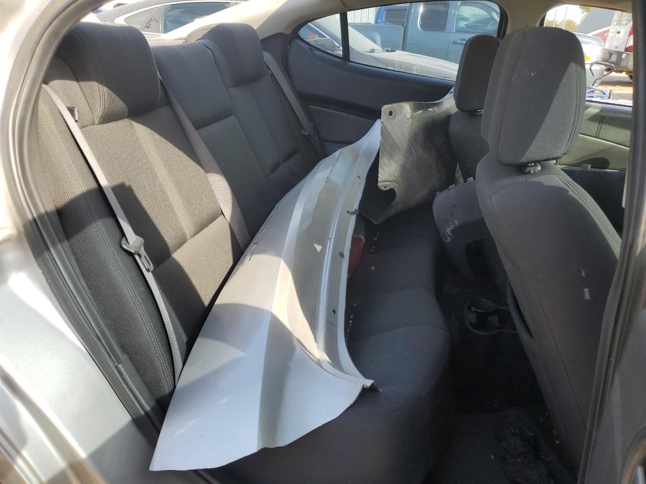 2007 Pontiac Grand Prix Silver vin: 2G2WP552571191379