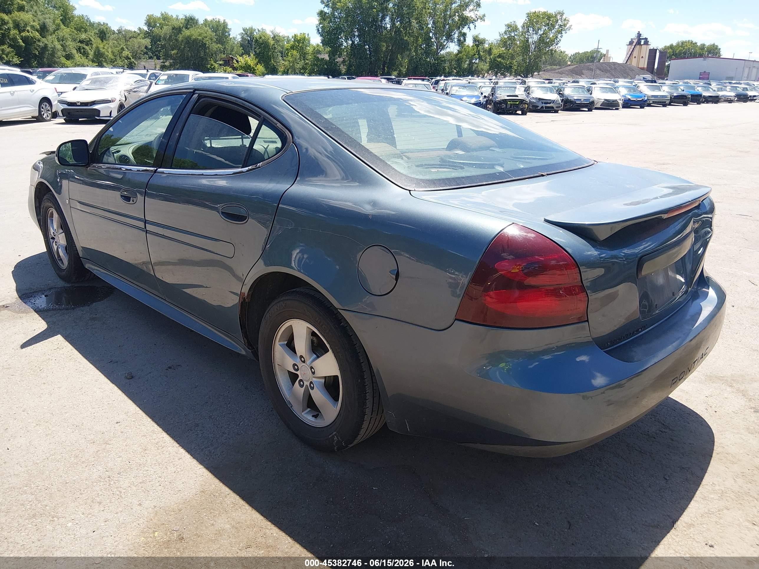 2007 Pontiac Grand Prix   Teal vin: 2G2WP552571228060