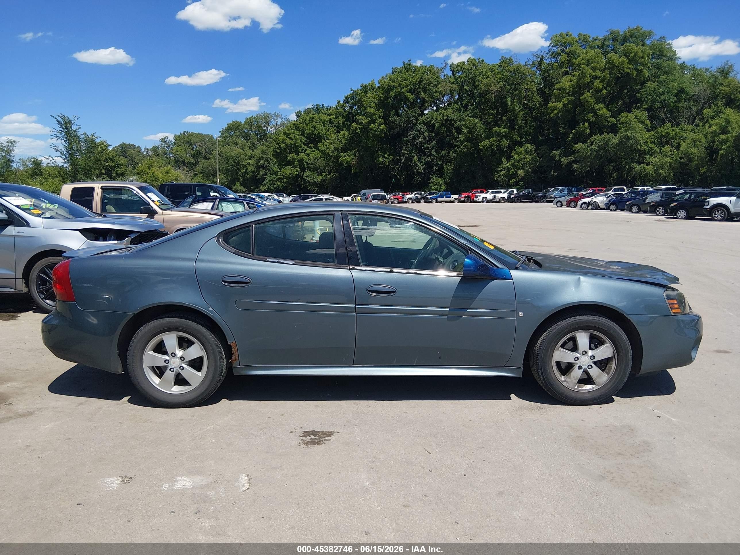 2007 Pontiac Grand Prix   Teal vin: 2G2WP552571228060