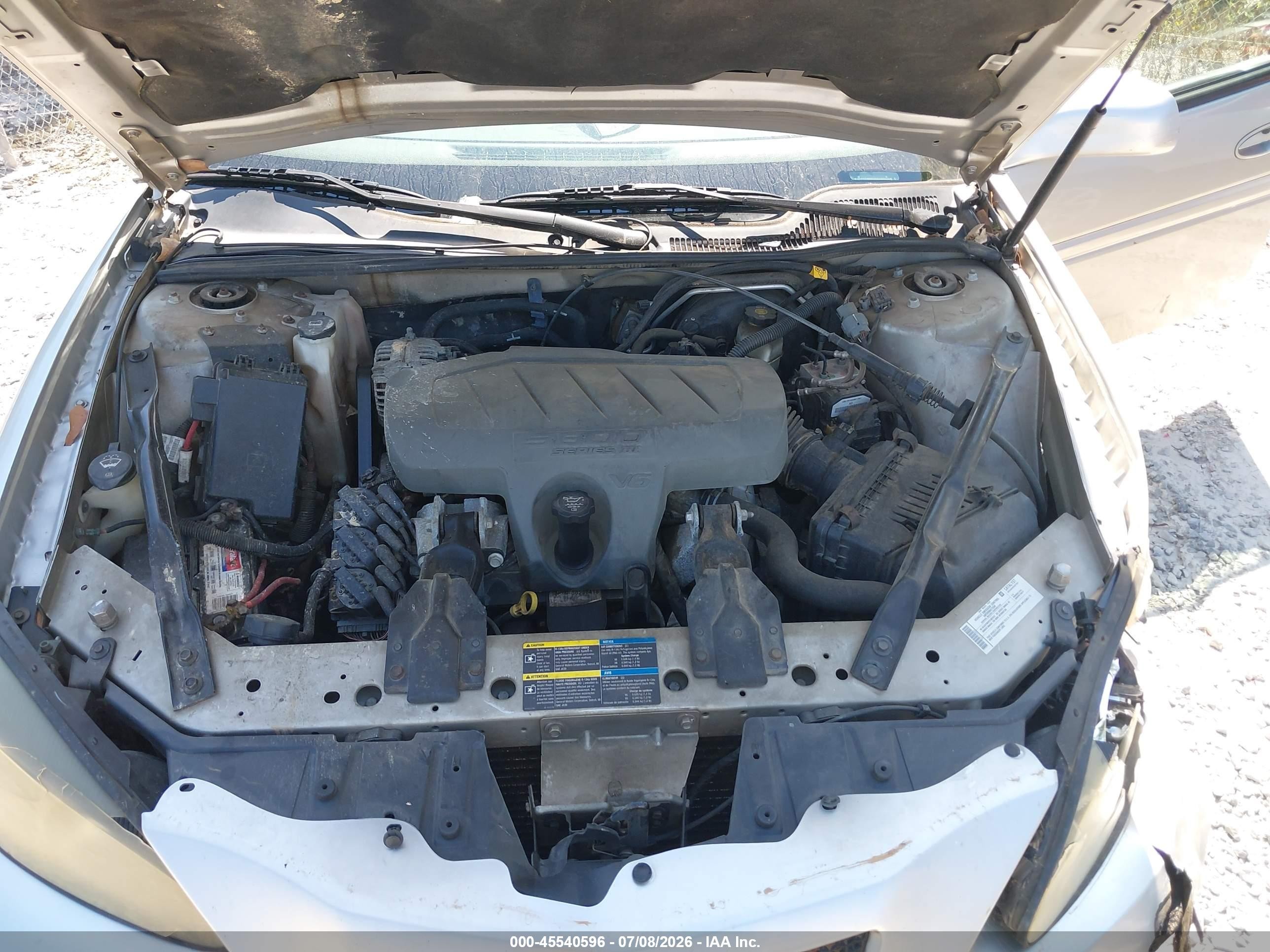 2008 Pontiac Grand Prix   Silver vin: 2G2WP552581114402