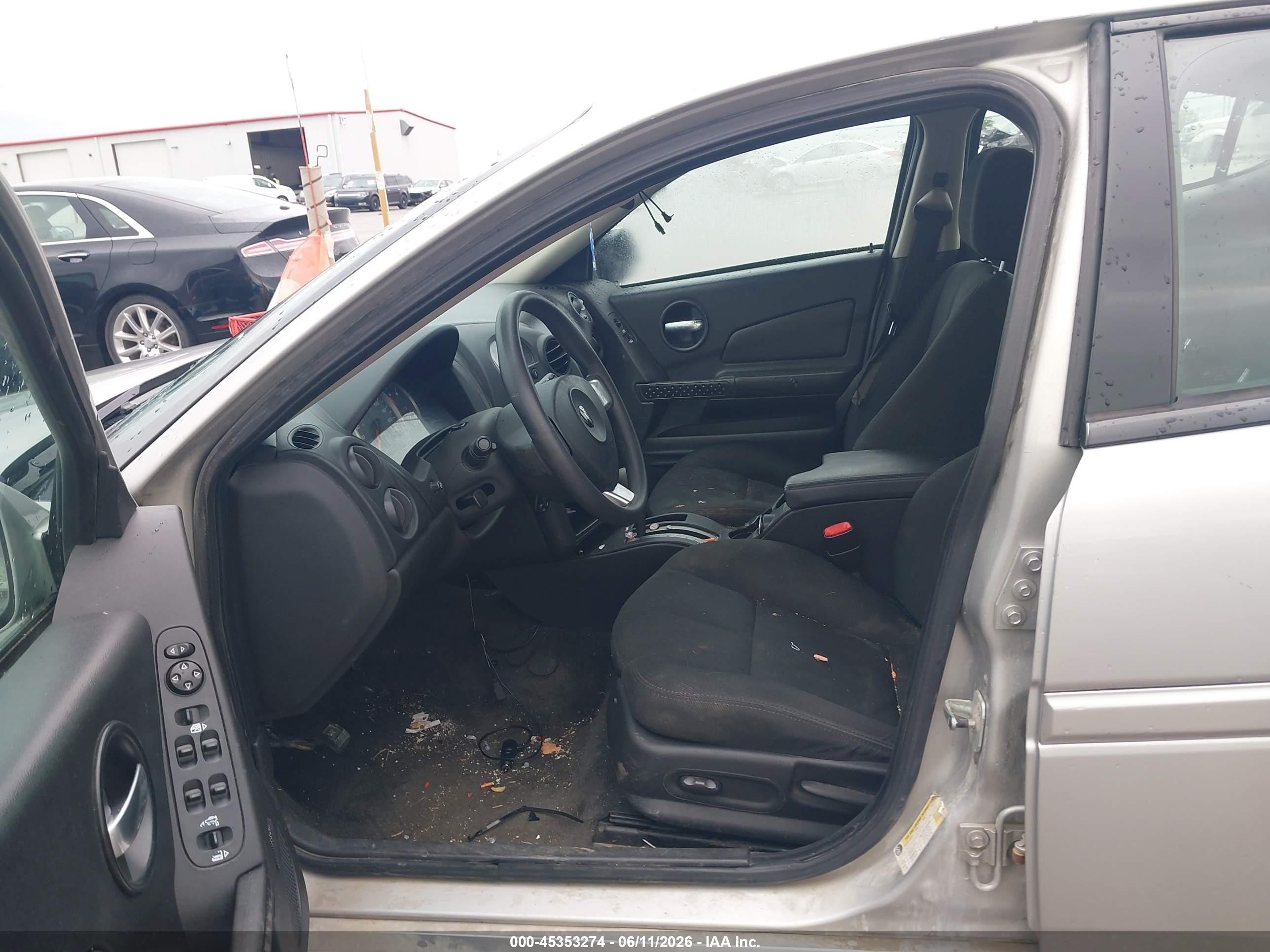 2007 Pontiac Grand Prix   Серебряный vin: 2G2WP552671108896