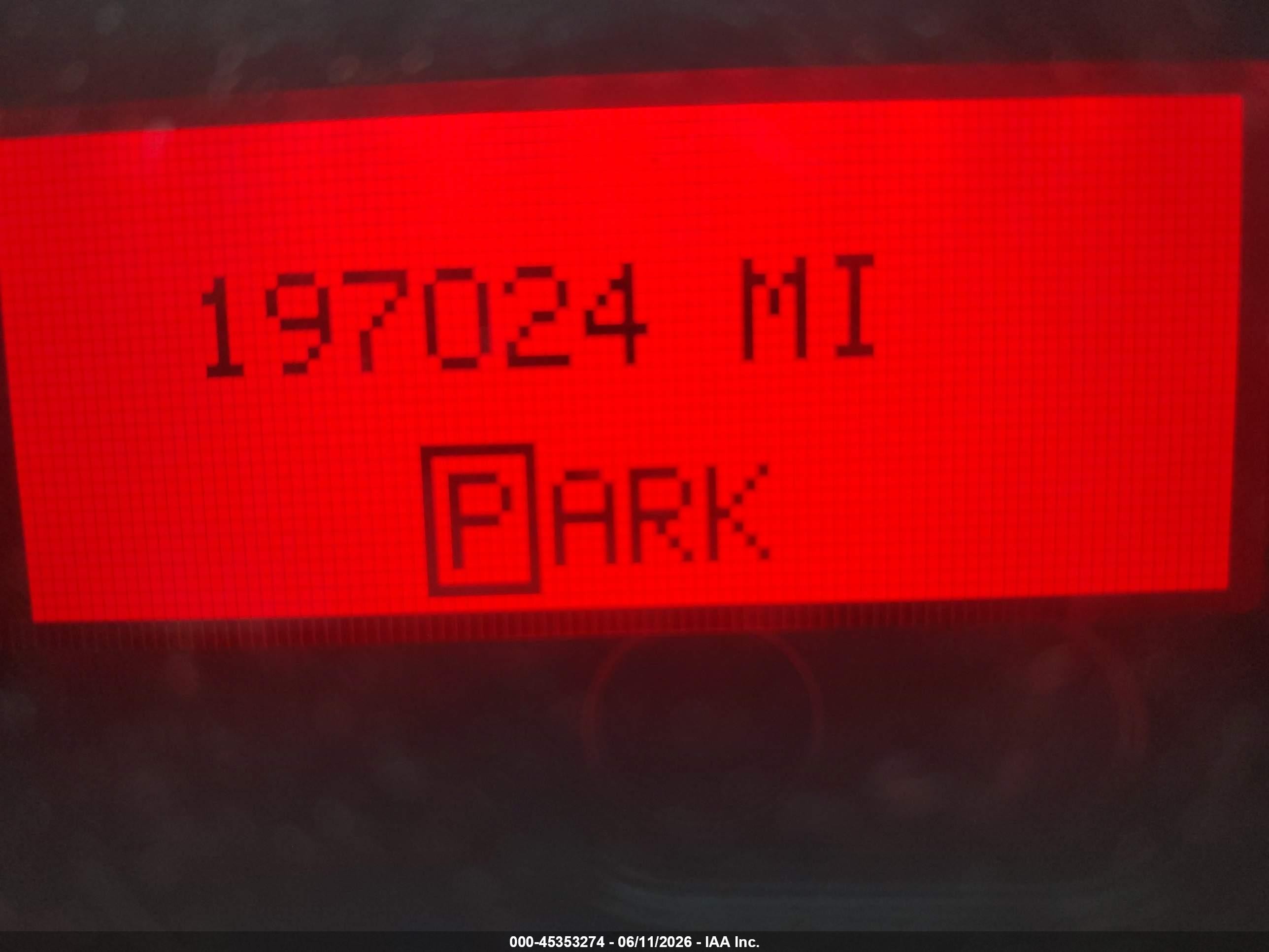 2007 Pontiac Grand Prix   Серебряный vin: 2G2WP552671108896