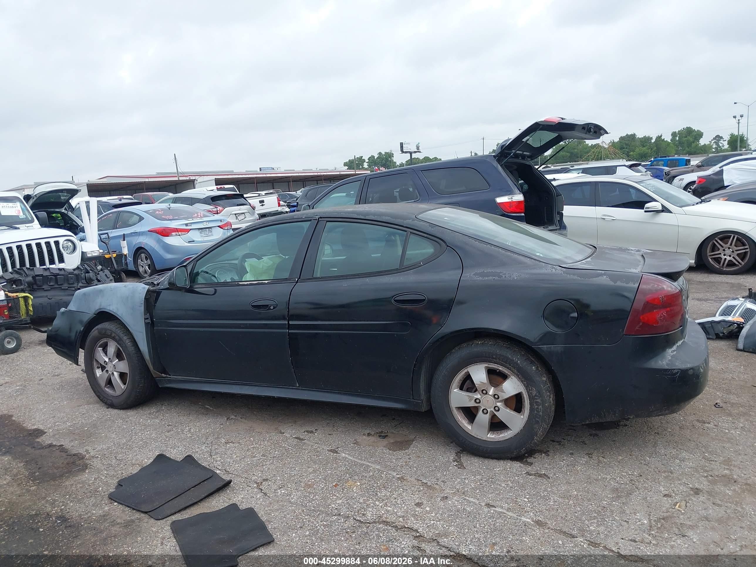 2007 Pontiac Grand Prix   Black vin: 2G2WP552671114178