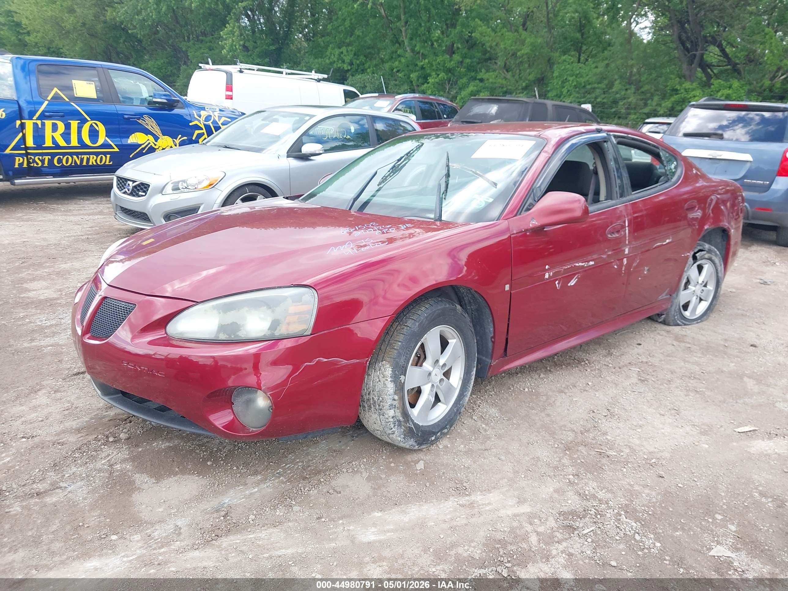 2007 Pontiac Grand Prix   Red vin: 2G2WP552671180729