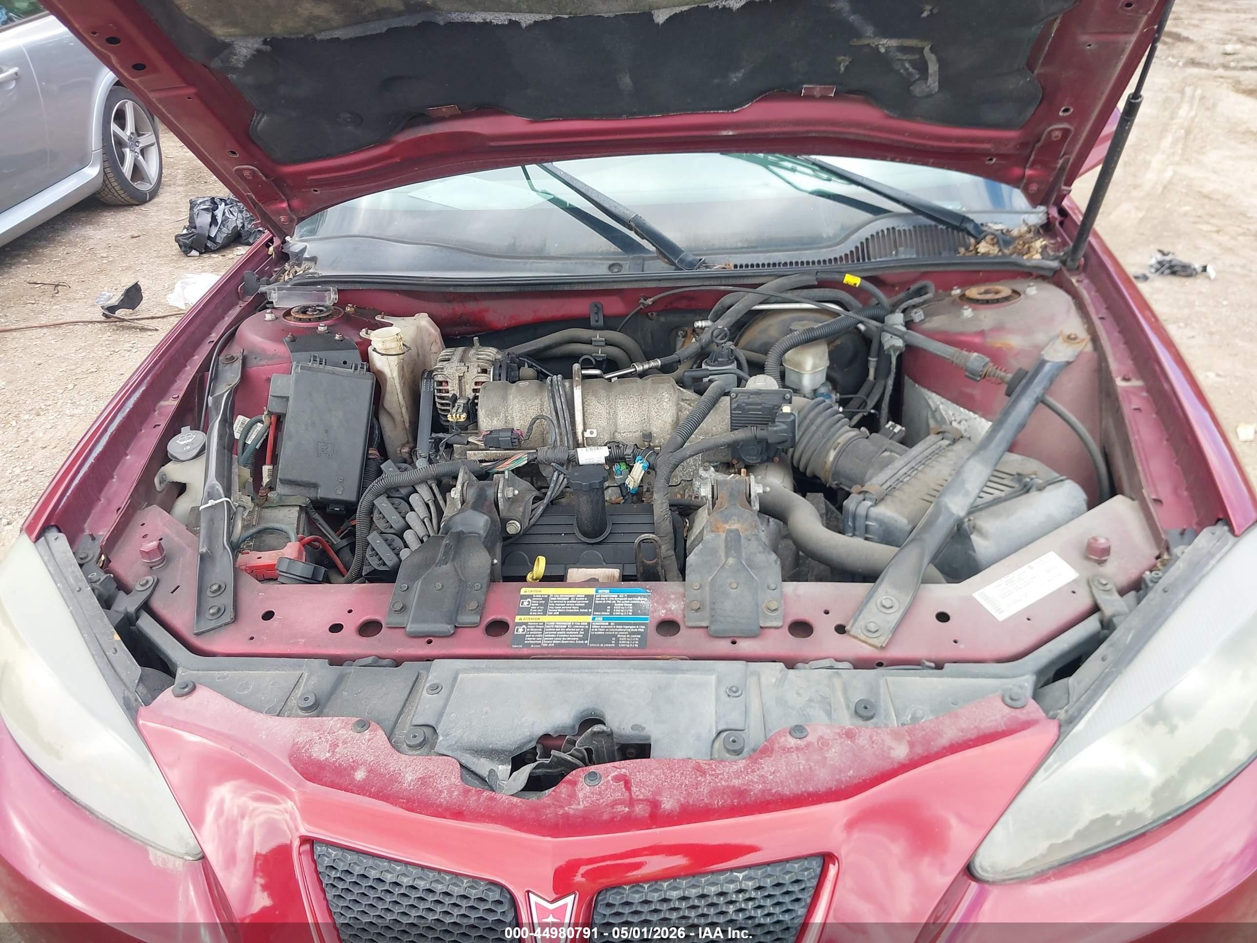 2007 Pontiac Grand Prix   Red vin: 2G2WP552671180729