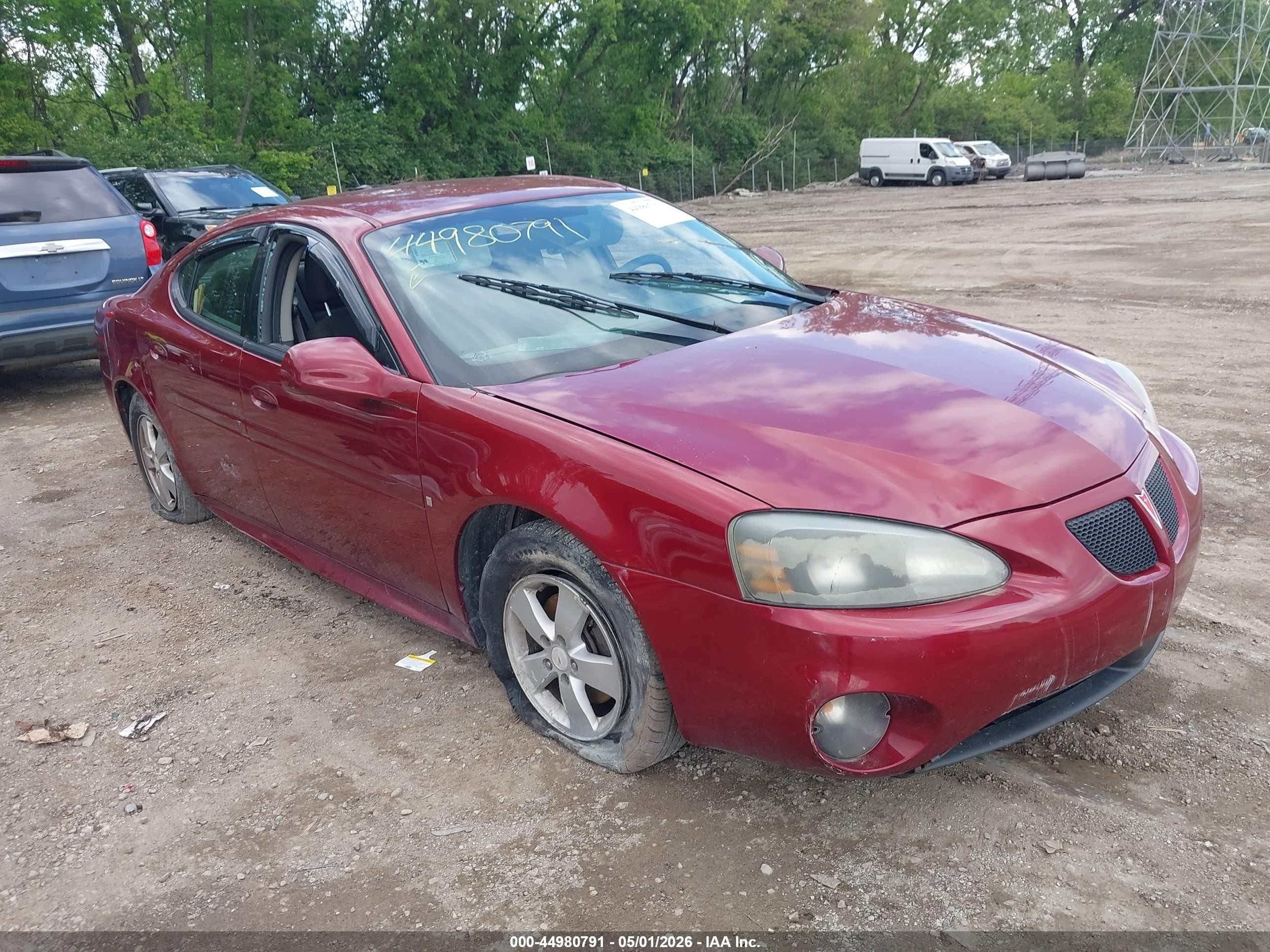 2007 Pontiac Grand Prix   Red vin: 2G2WP552671180729