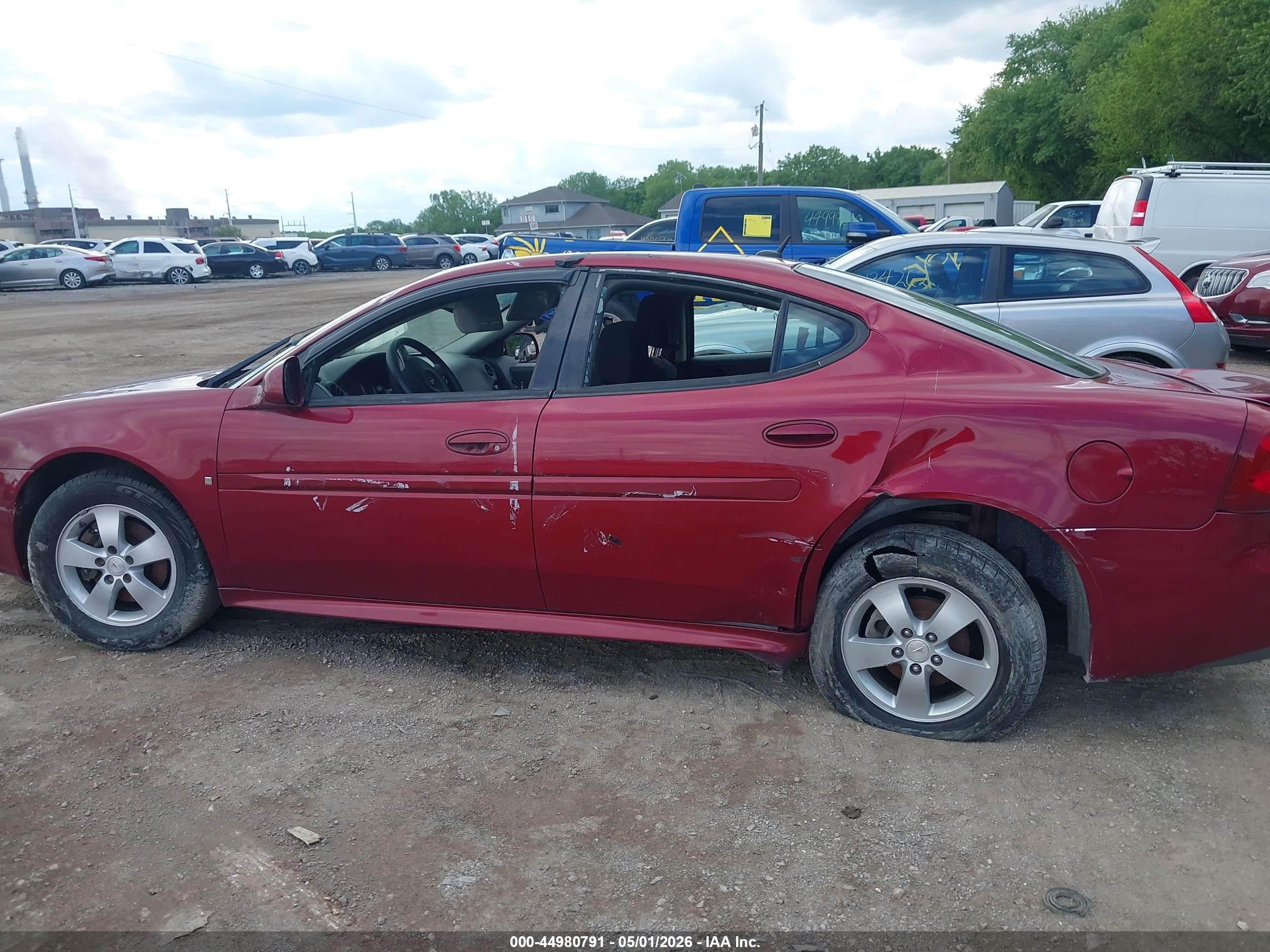 2007 Pontiac Grand Prix   Red vin: 2G2WP552671180729