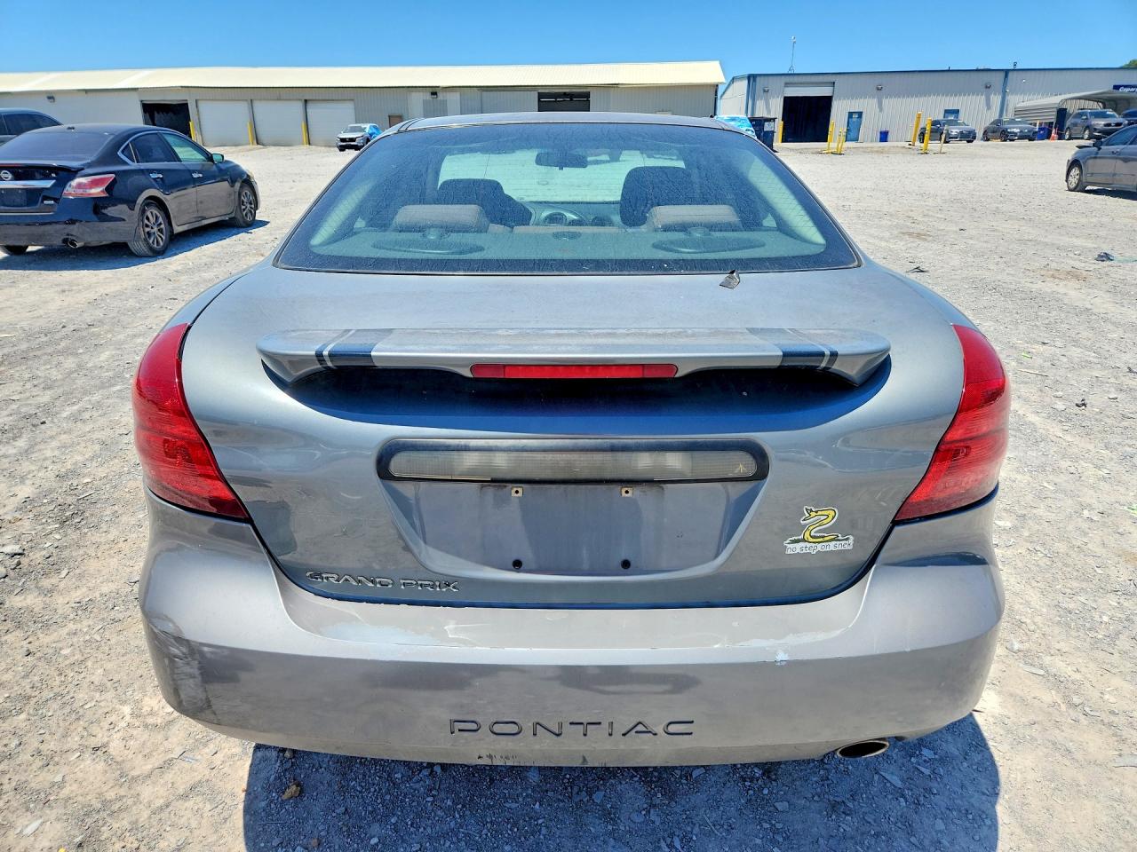 2008 Pontiac Grand Prix Silver vin: 2G2WP552681144427