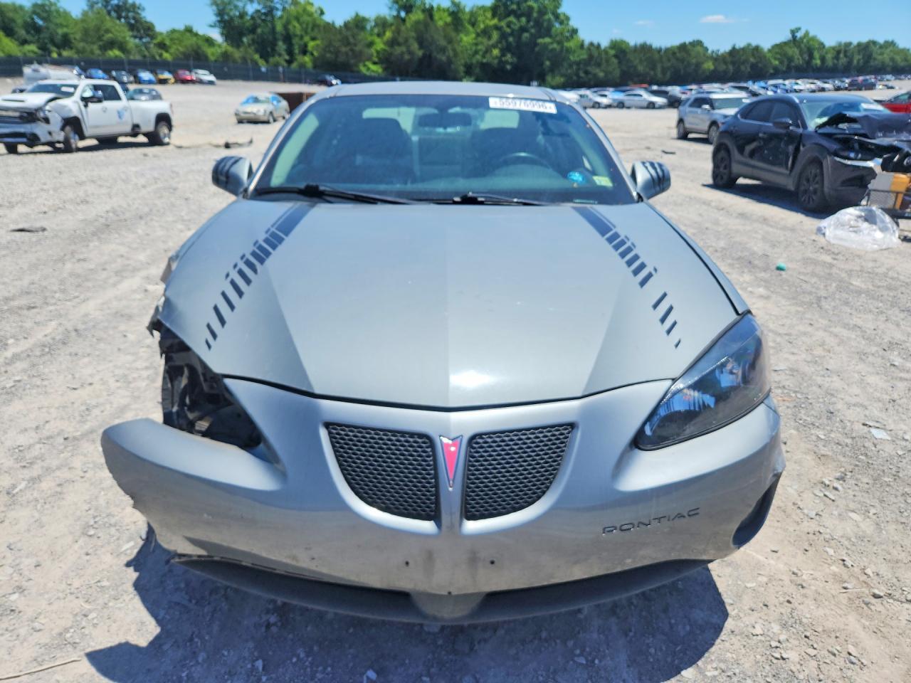 2008 Pontiac Grand Prix Silver vin: 2G2WP552681144427