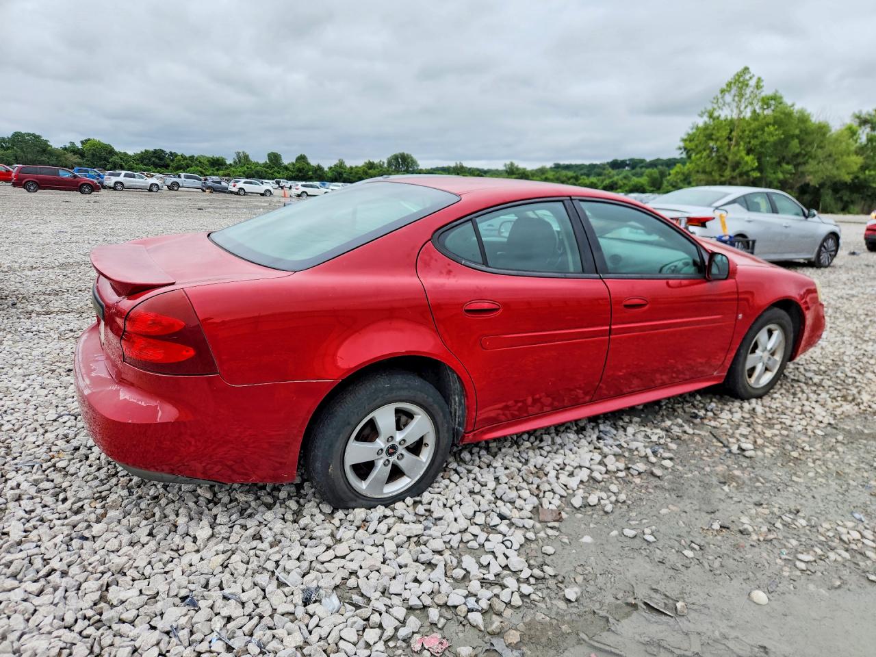 2008 Pontiac Grand Prix Red vin: 2G2WP552681169280