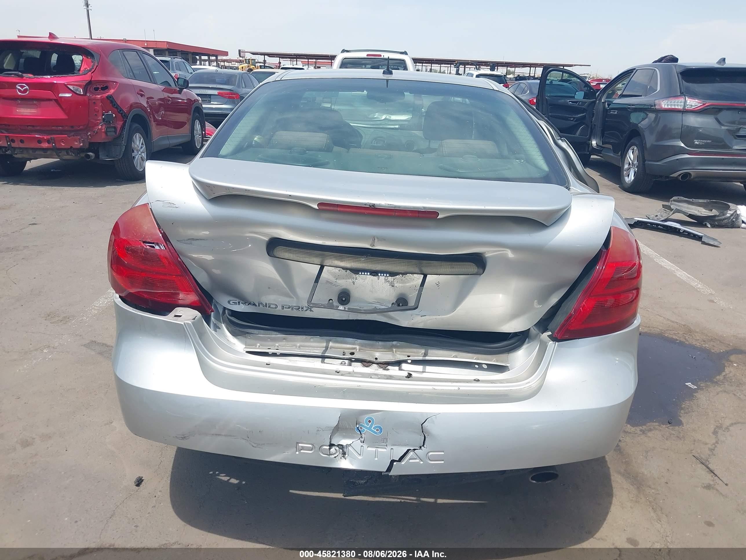 2008 Pontiac Grand Prix   Silver vin: 2G2WP552681175743