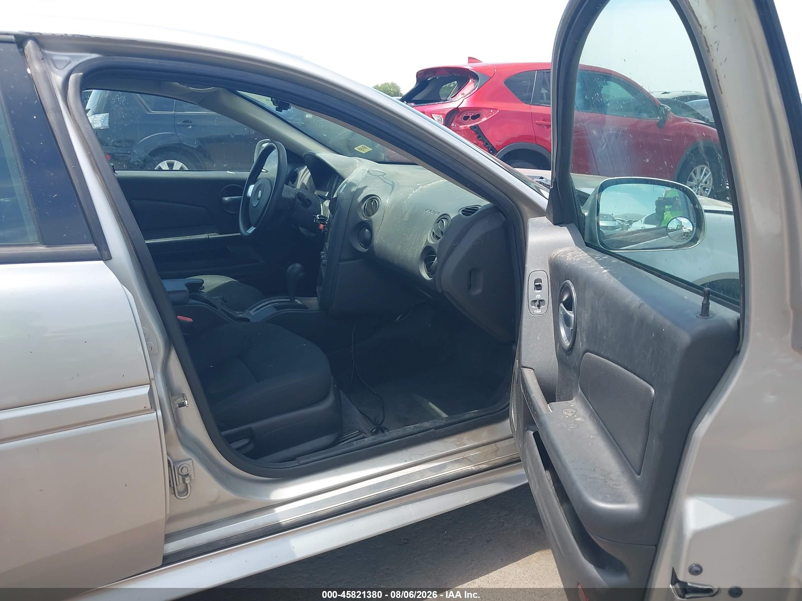 2008 Pontiac Grand Prix   Silver vin: 2G2WP552681175743